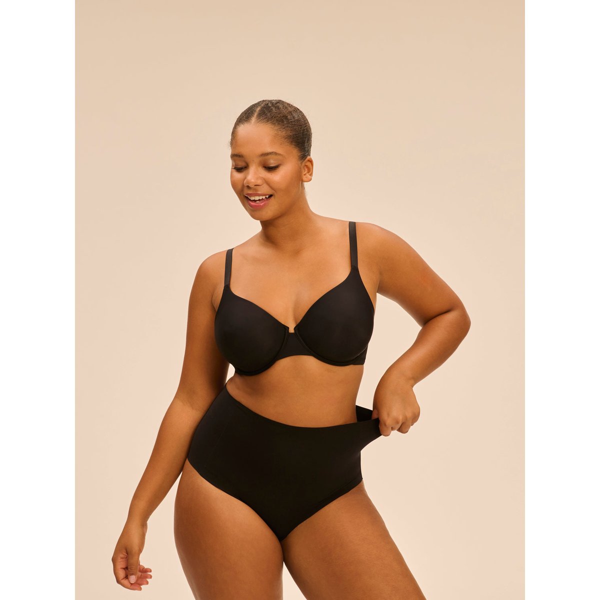 Gainette, STORY noir, SIMONE PERELE
