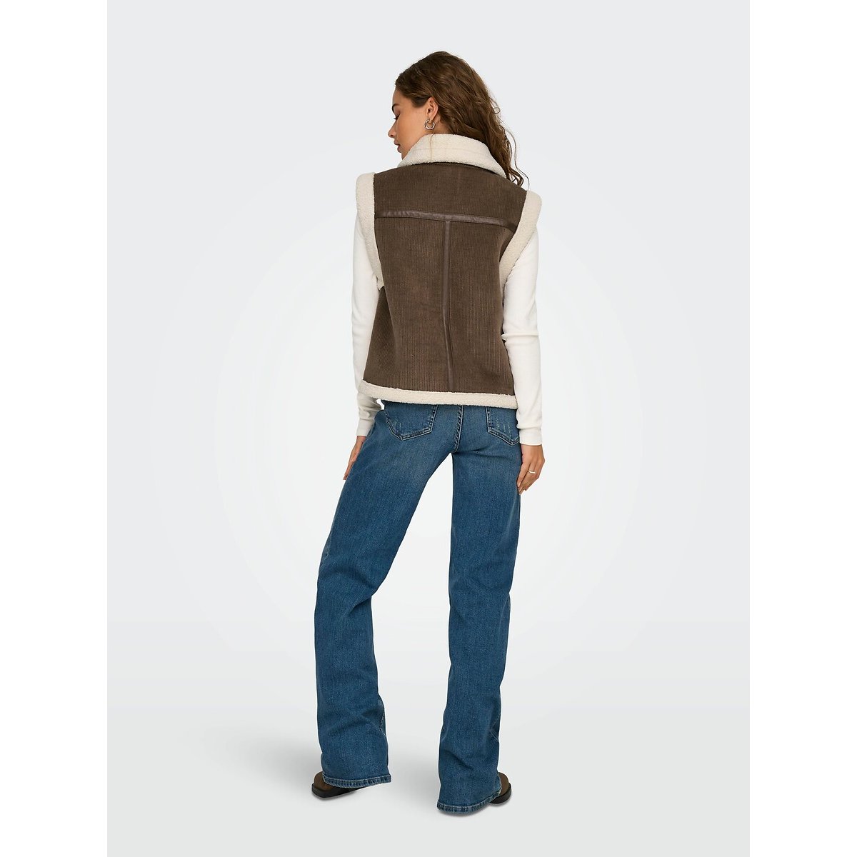 Veste sans manches bimatière sherpa/velours marron, ONLY