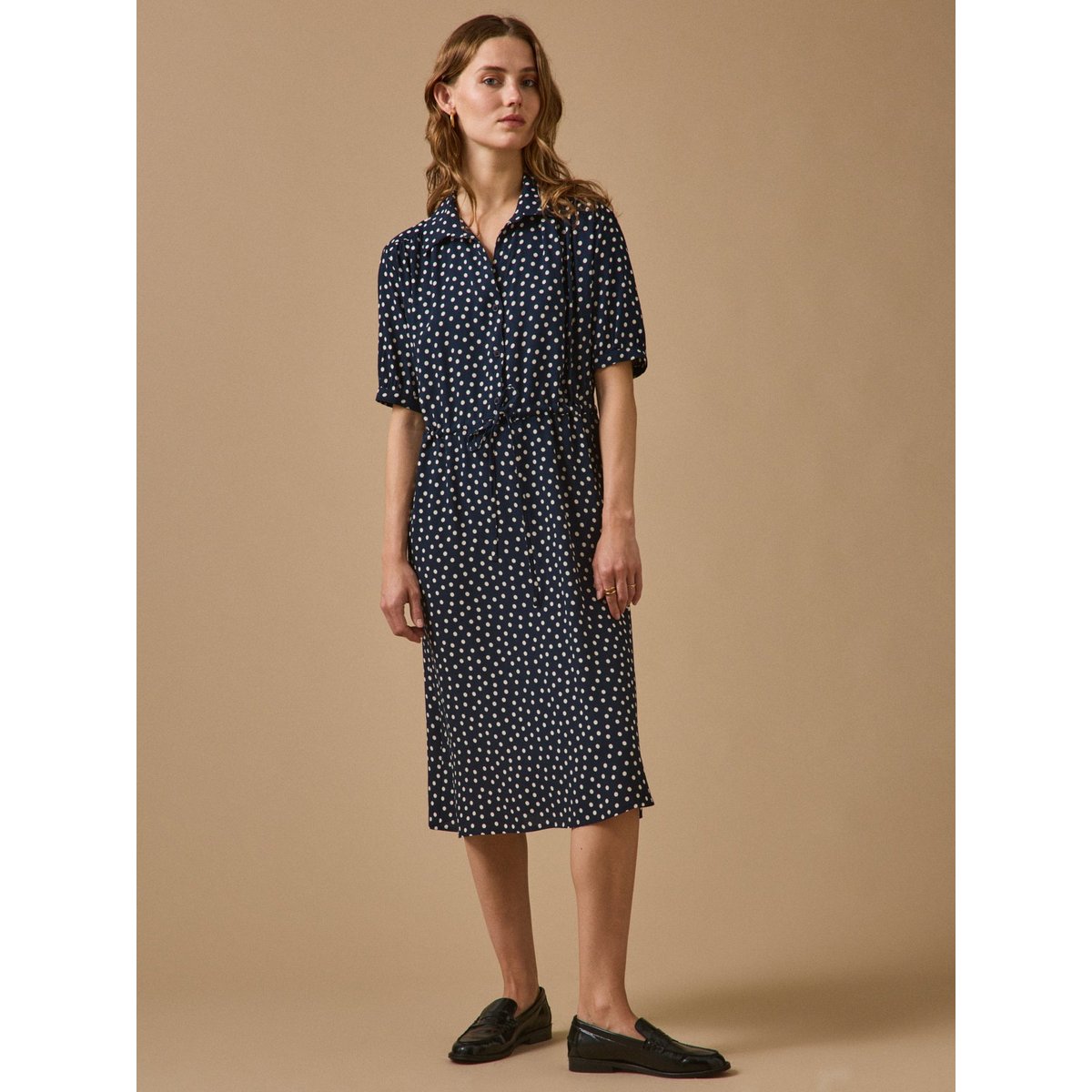 Robe sous genoux  imprimé pois pois ecru fond encre, CYRILLUS