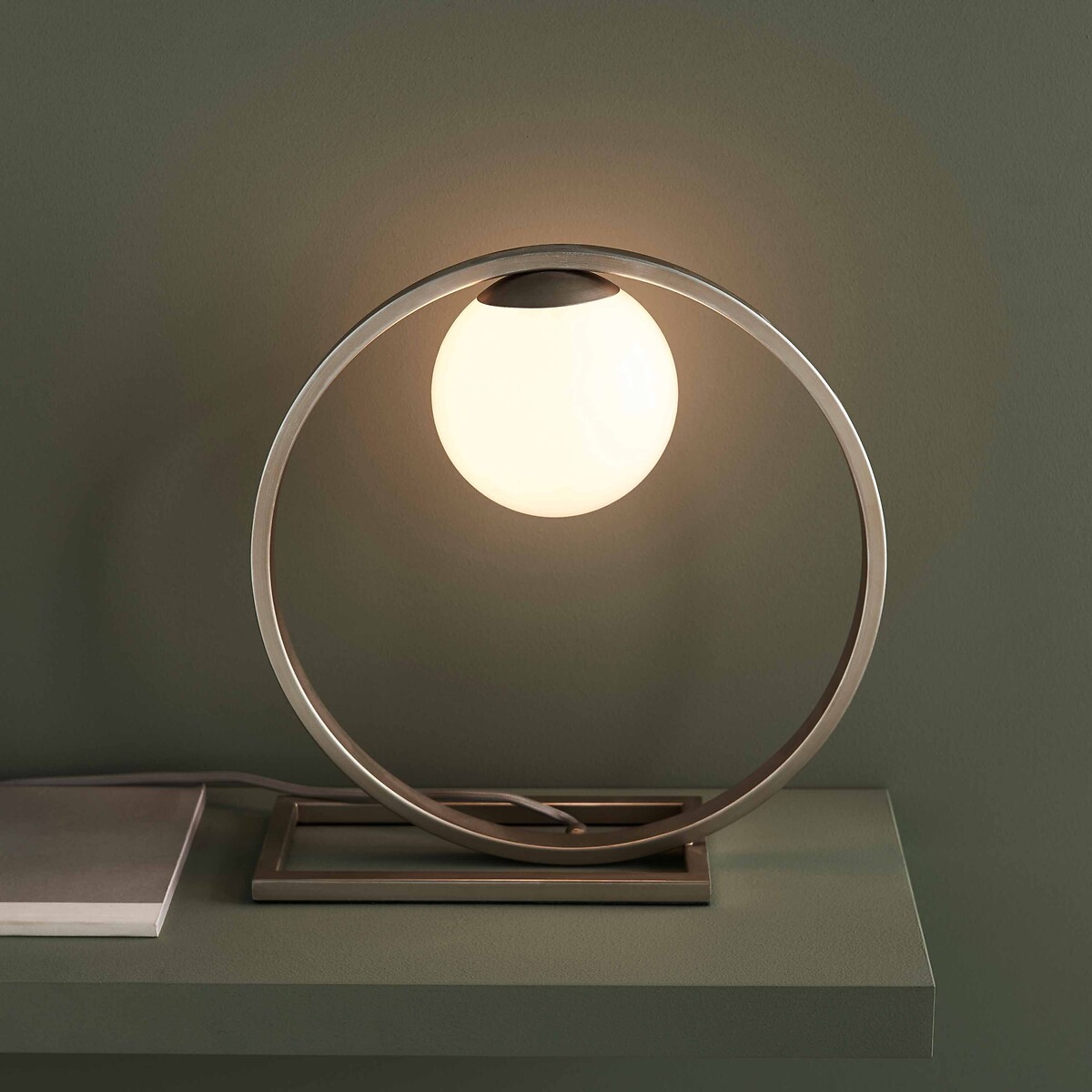 Evan Globe Table Lamp silver-coloured, ÉDITÉ