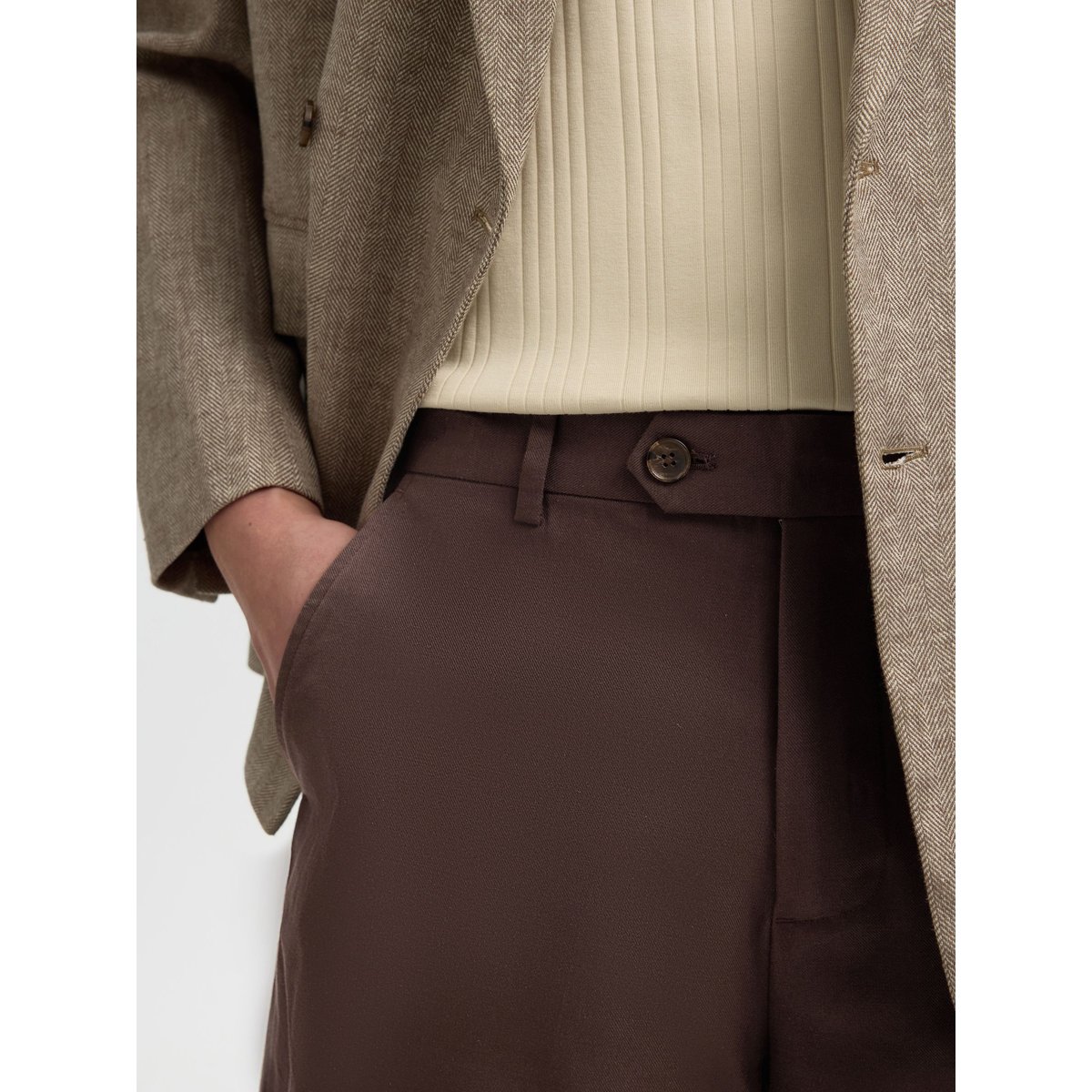 Short marron - bracken, SELECTED