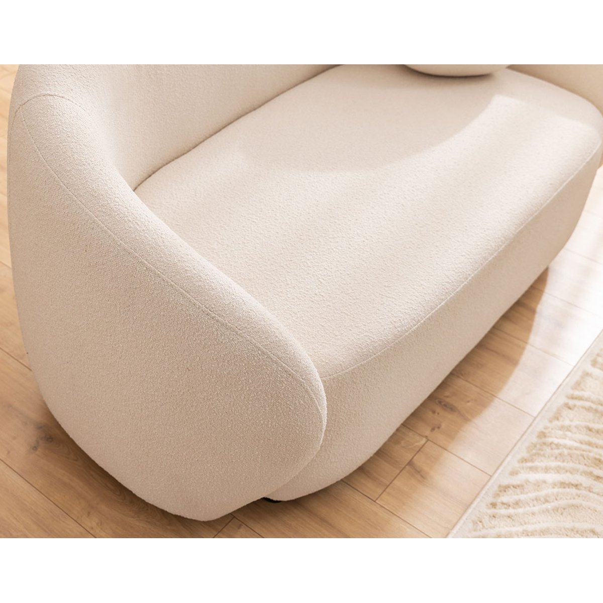 Flore - Ensemble de canapés droits 2+3 places tissu bouclette beige, LISA DESIGN