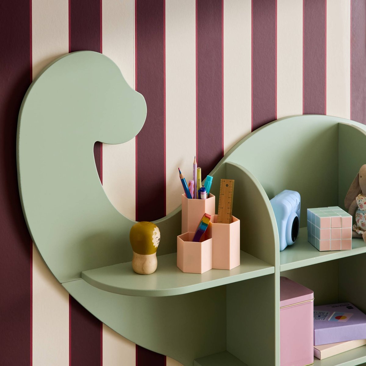 Etagère murale dinosaure 5 espaces de rangement BRACHI vert, SWEEEK