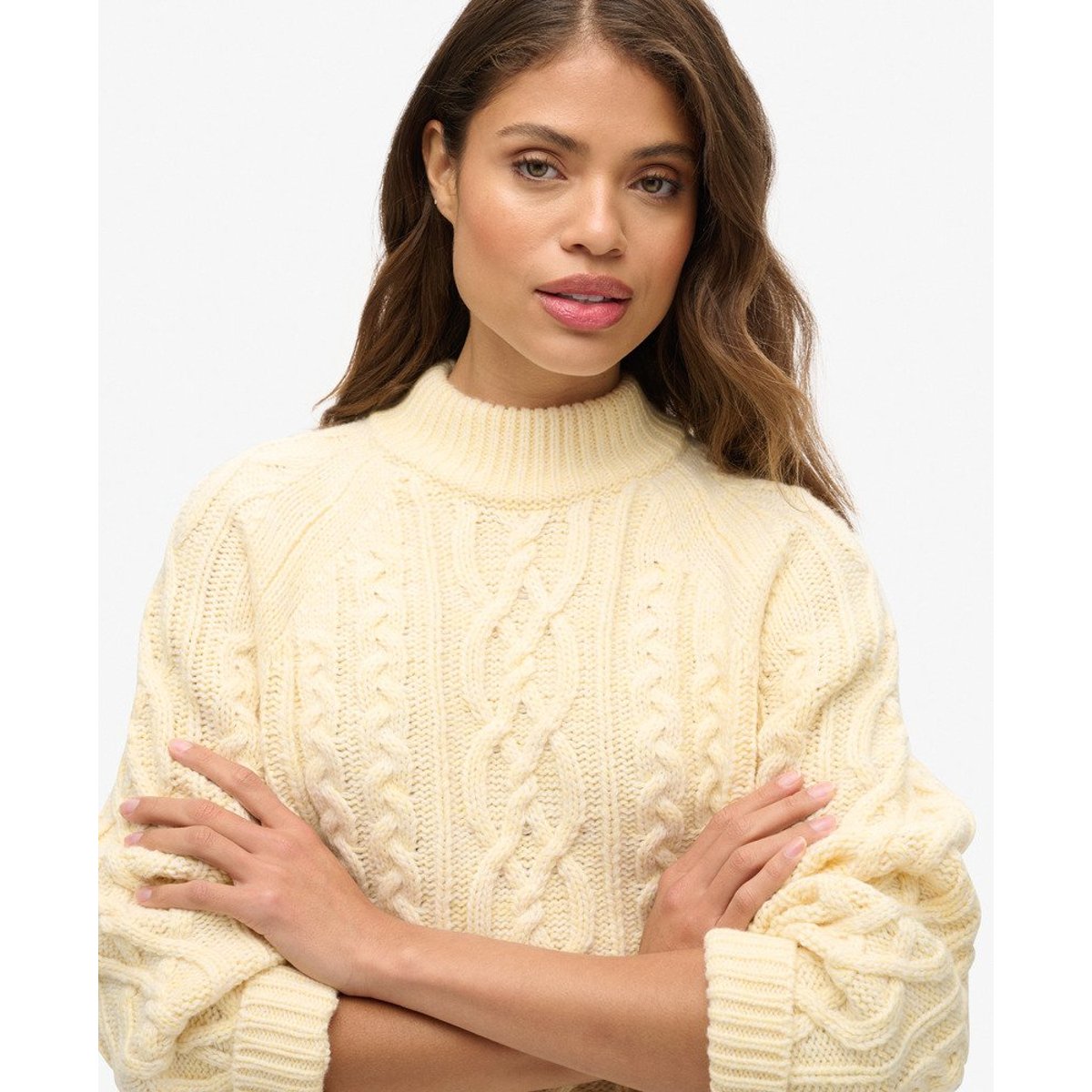 Pull torsadé à col cheminée écru insulaire, SUPERDRY