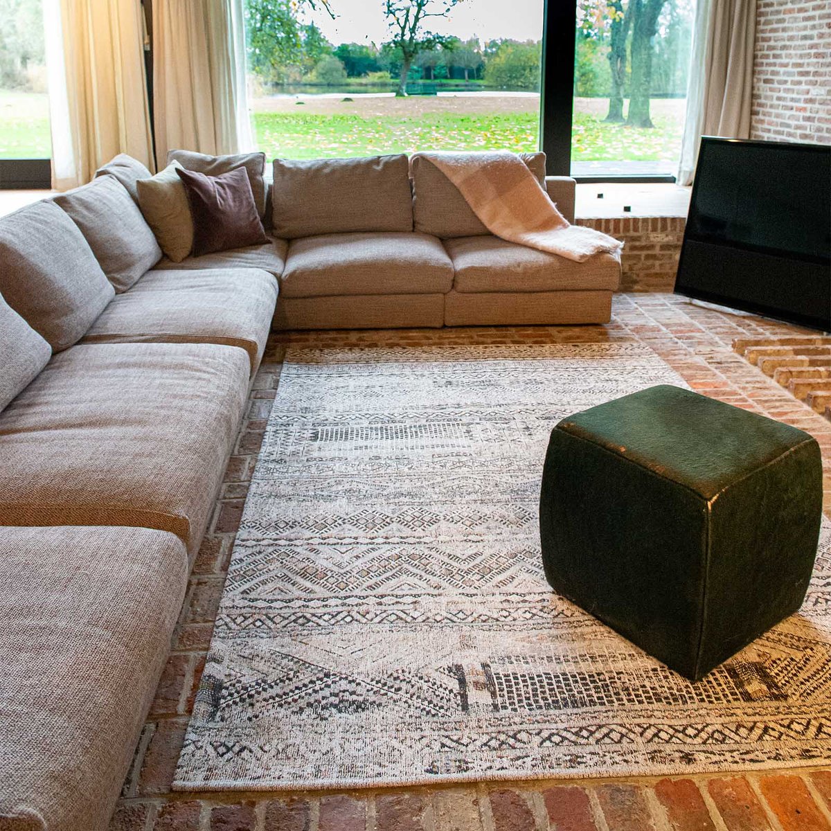 Tapis intérieur/extérieur tissé plat METROPOLIS beige, NOVATREND