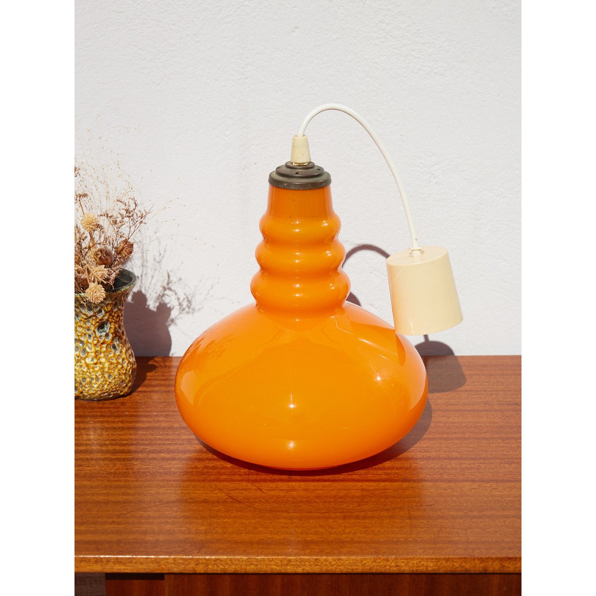 Suspension Space Age en verre Sonia N°315 - Bon état orange, DEBONGOUT
