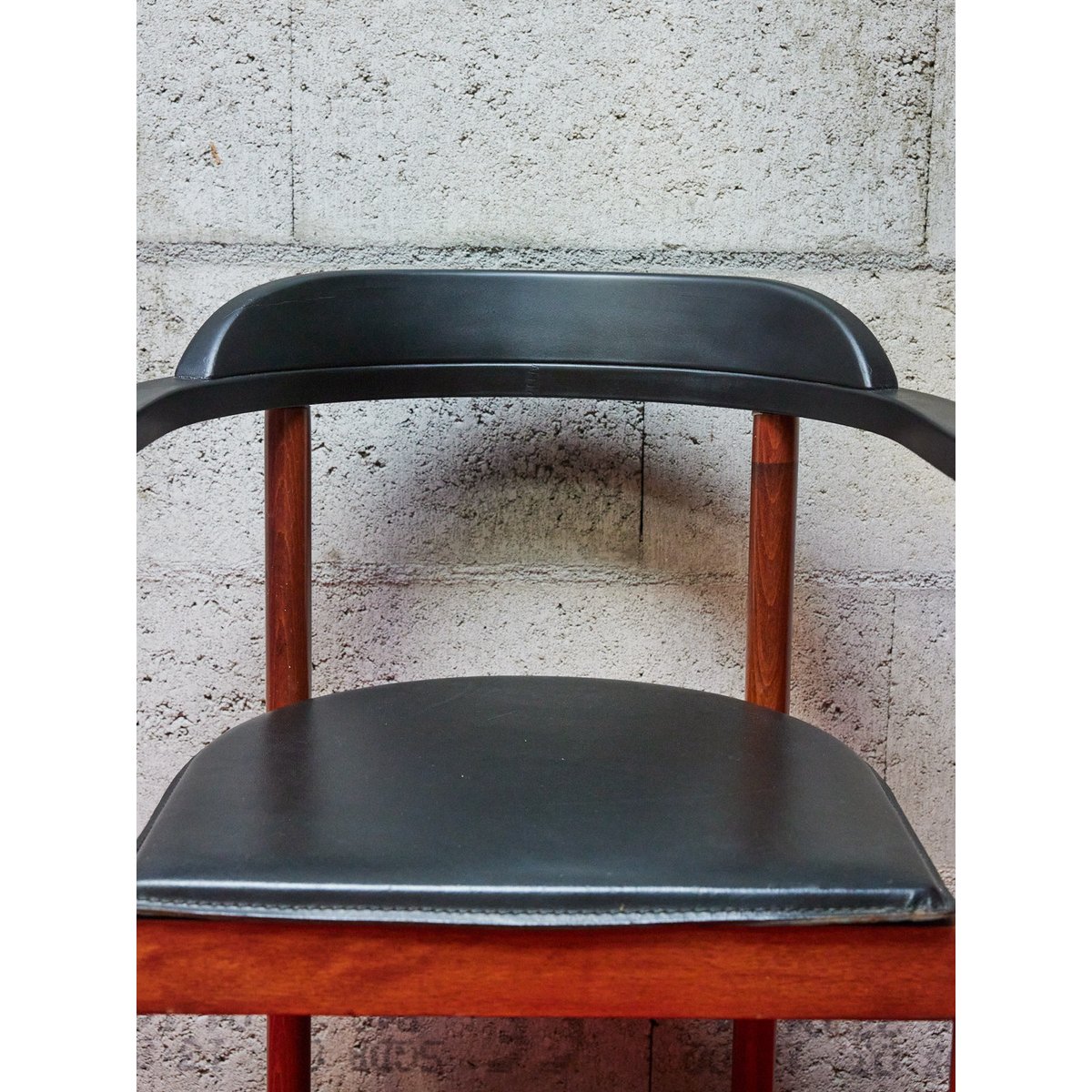 Fauteuil scandinave en bois Jakob N°1275 - Bon état bois foncé, DEBONGOUT