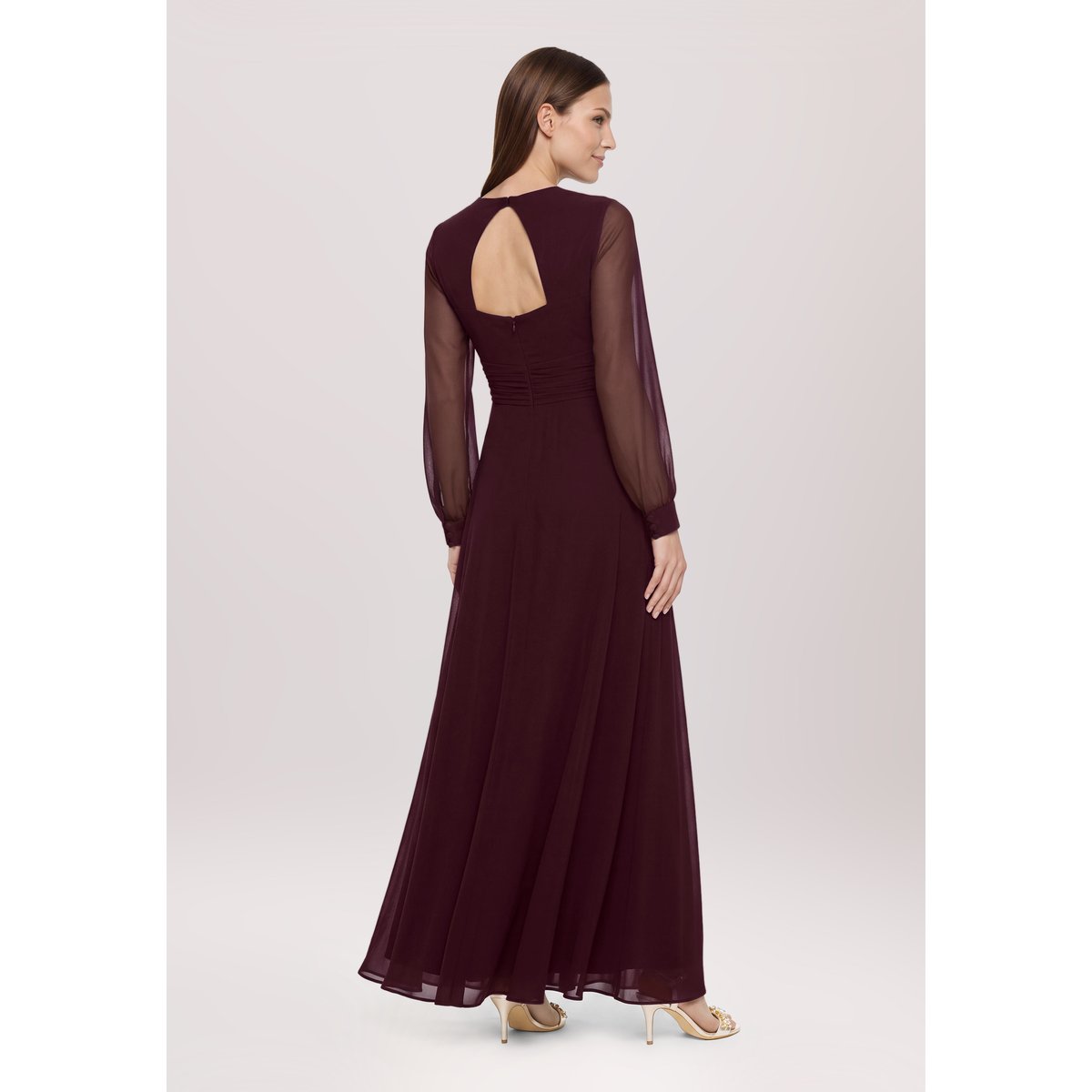 Robe de soirée à fronce strong aubergine, VERA MONT
