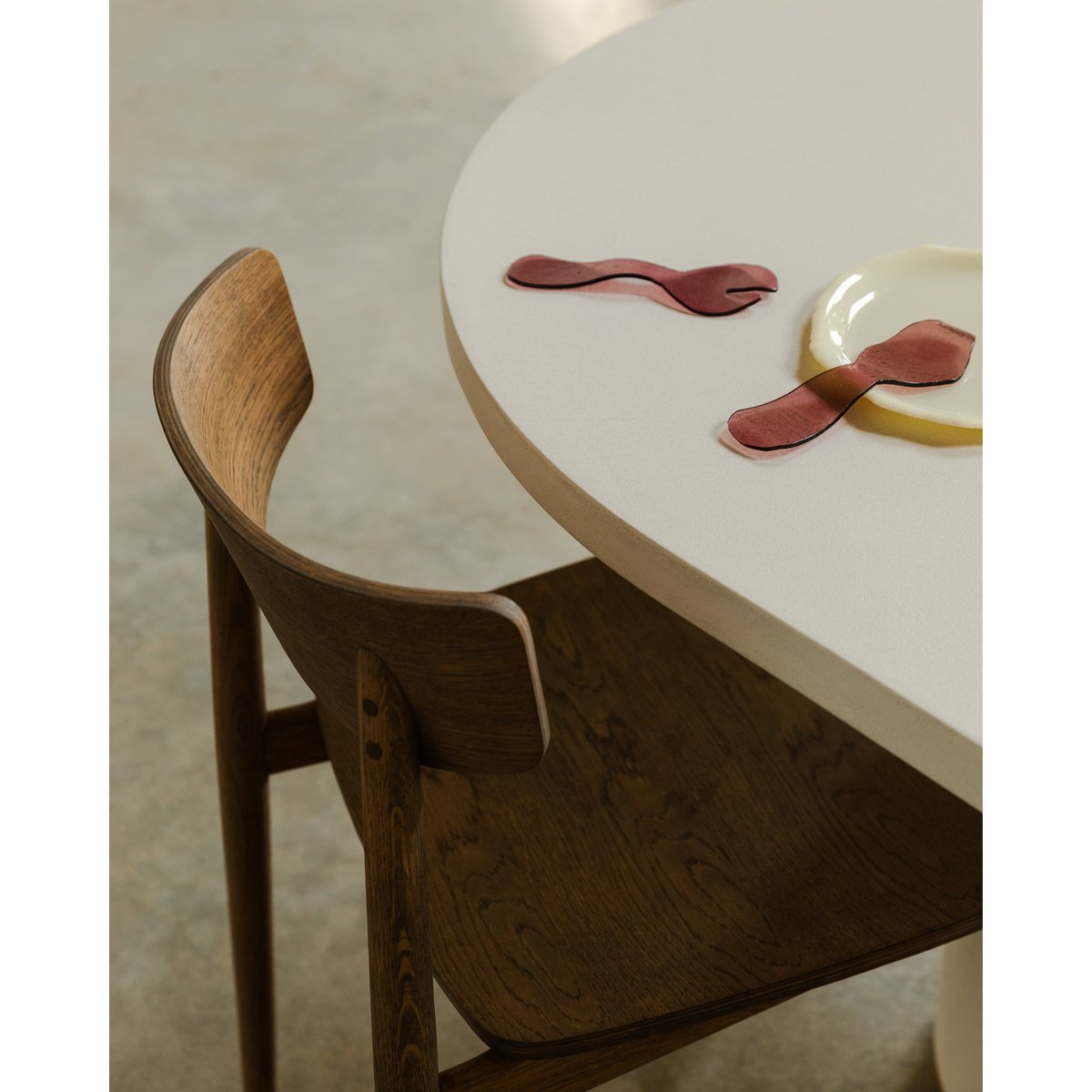 Table à manger en microciment blanc cassé 220 cm - MALVA blanc cassé, HANNUN