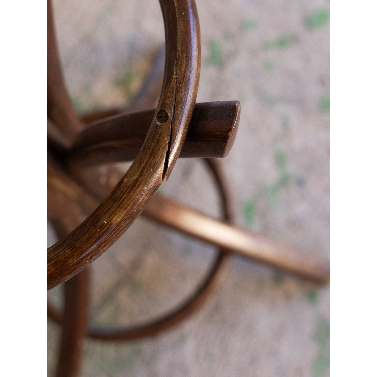Porte-manteau perroquet Max N°461 - Bon état bois foncé, DEBONGOUT