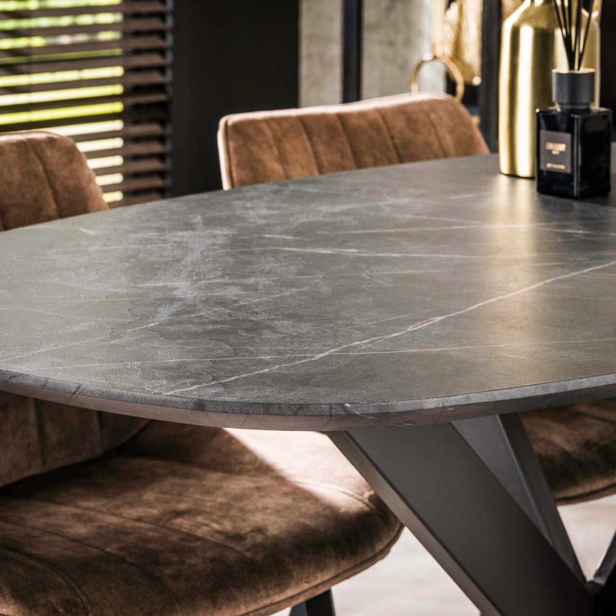 Mange-debout ovale effet onyx 140 cm RALF gris, PIER IMPORT