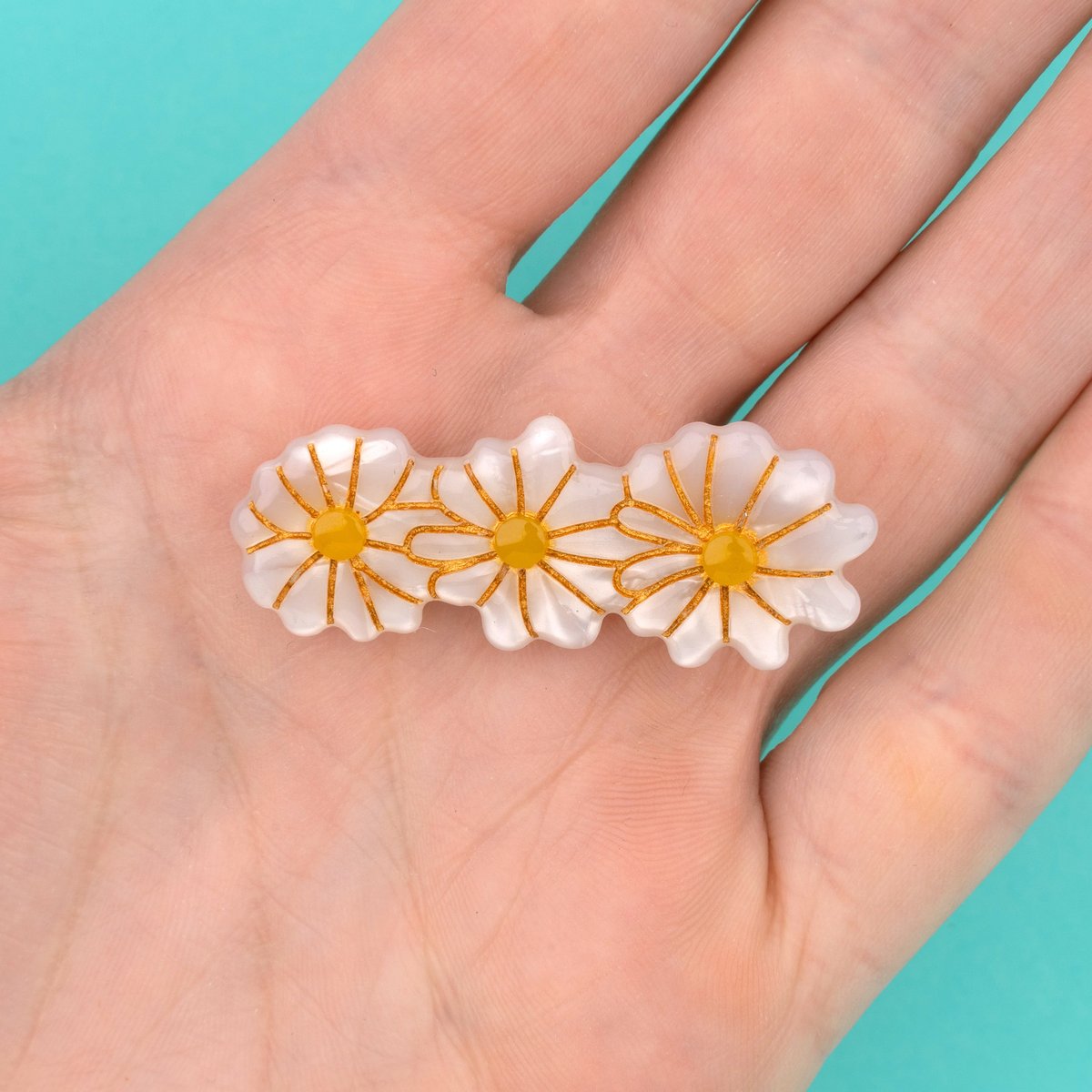 Barrette PÂQUERETTE blanc nacré, COUCOU SUZETTE