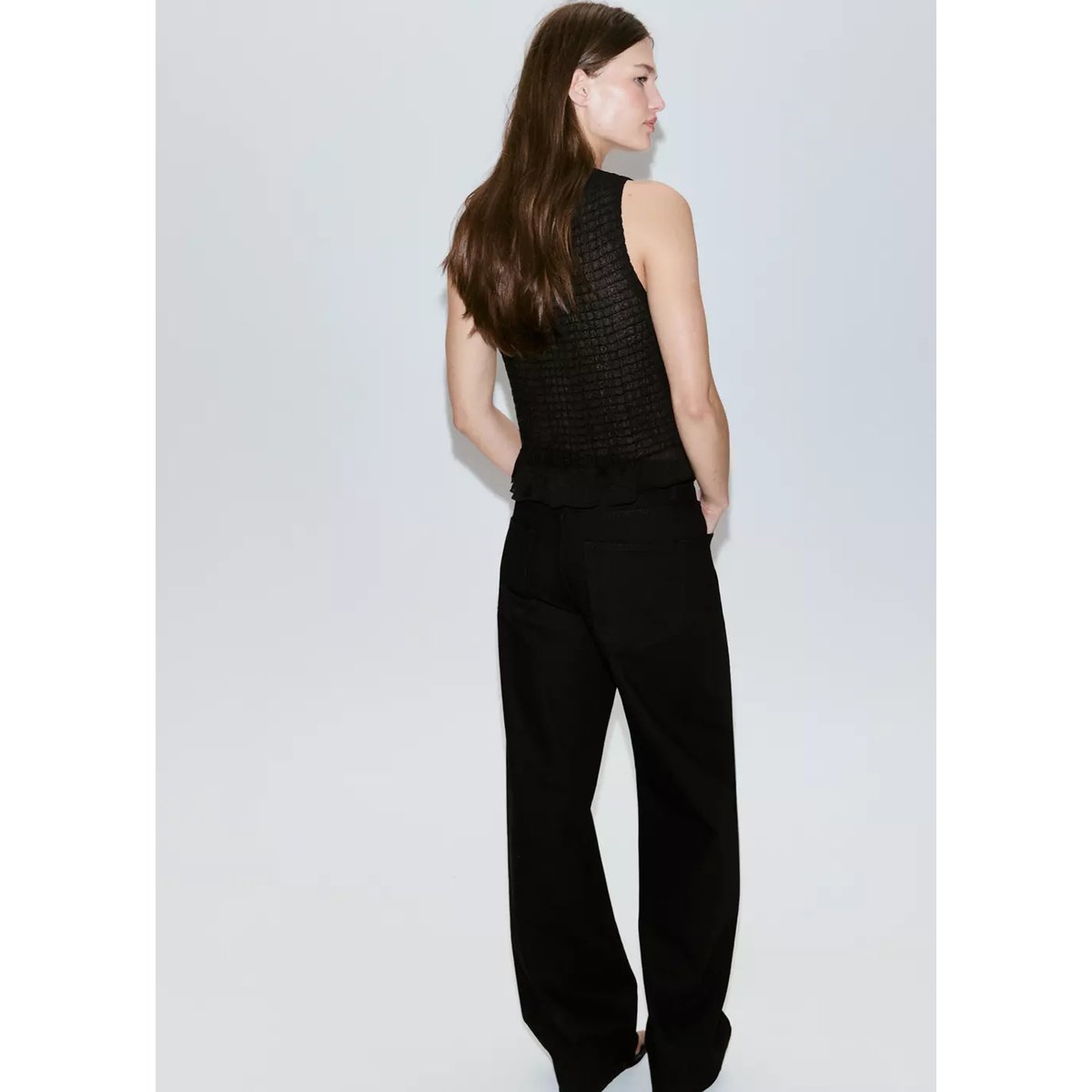 Top froncé semi-transparent noir, MANGO