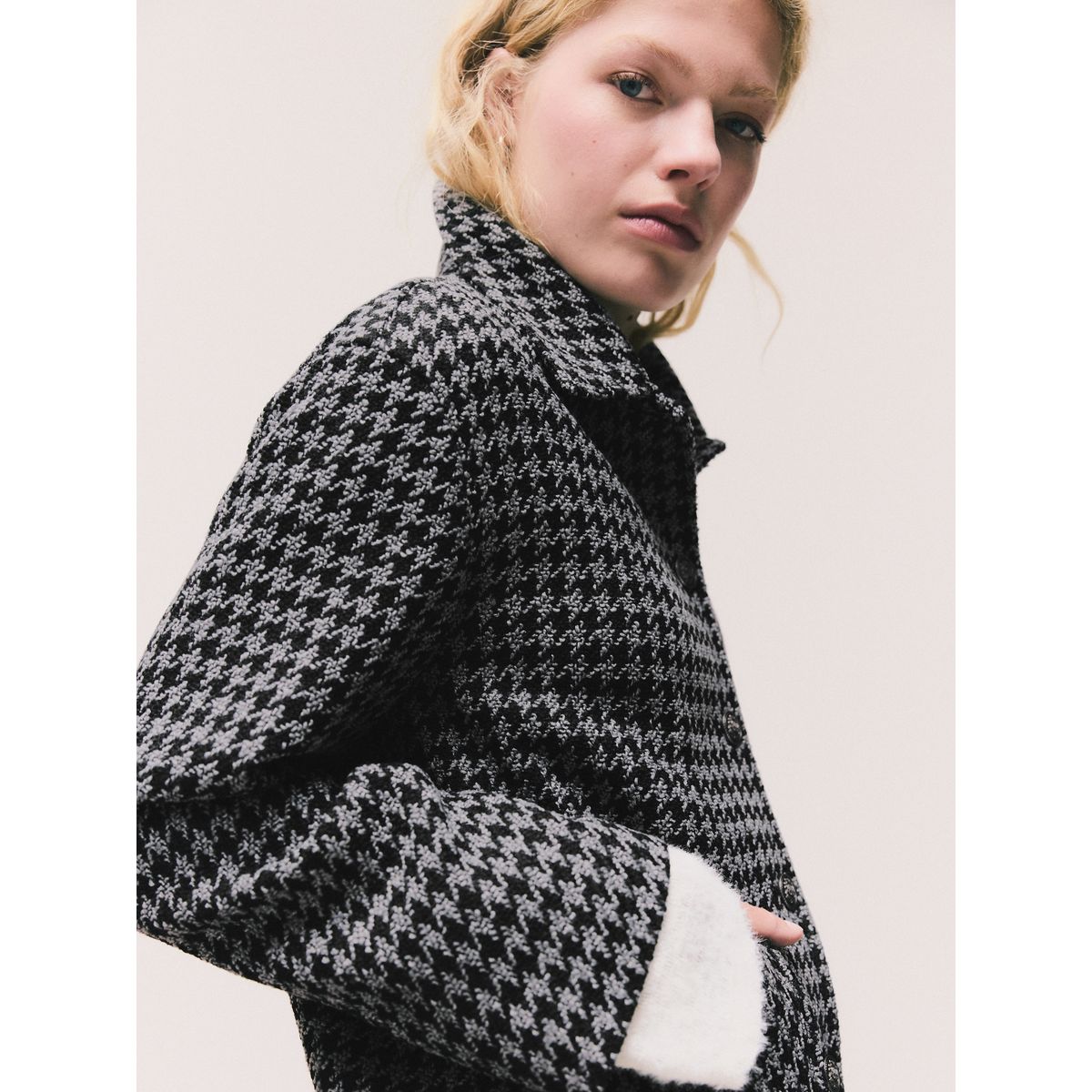 Veste-chemise boutonnée en maille bouclée monochrome, NEXT