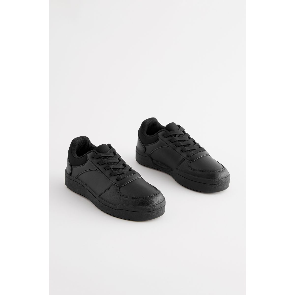 Chaussures d’école pointure large à lacets noir, NEXT