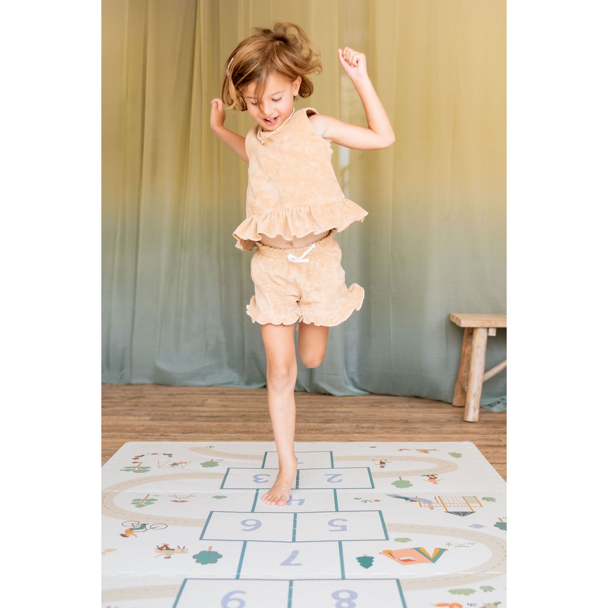 play&go - tapis puzzel, boîte de rangement & mini maison - hopscotch multicolor, PLAY ET GO