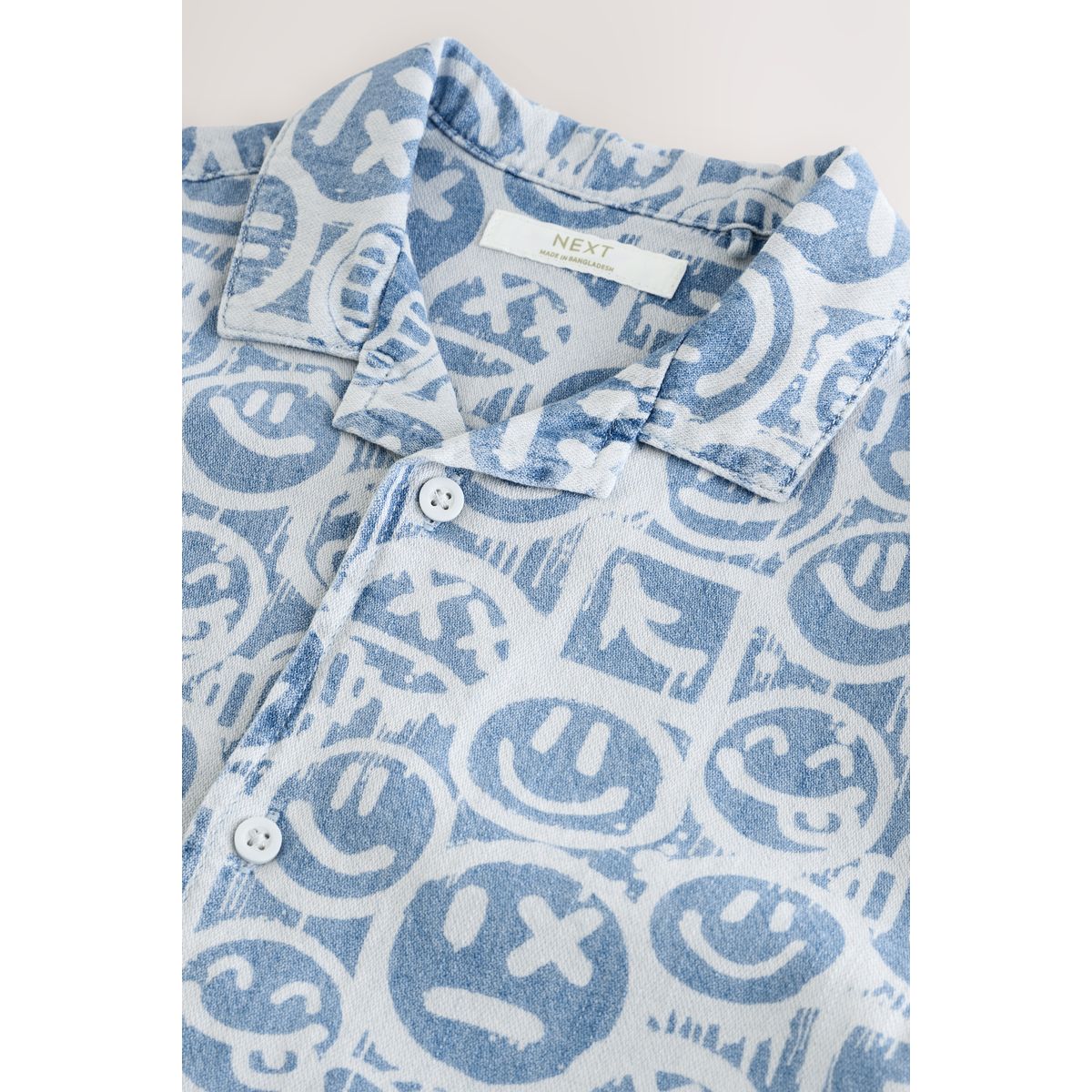 Chemise manches courtes imprimée col revers visage bleu aop, NEXT