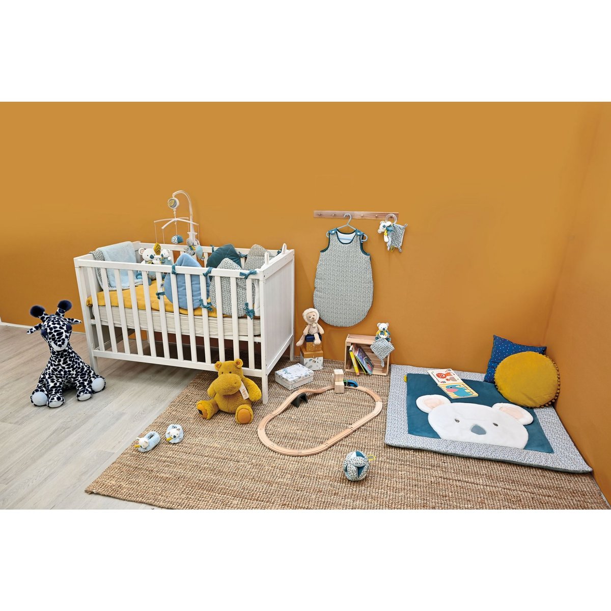 Tour de lit bleu, DOUDOU ET COMPAGNIE