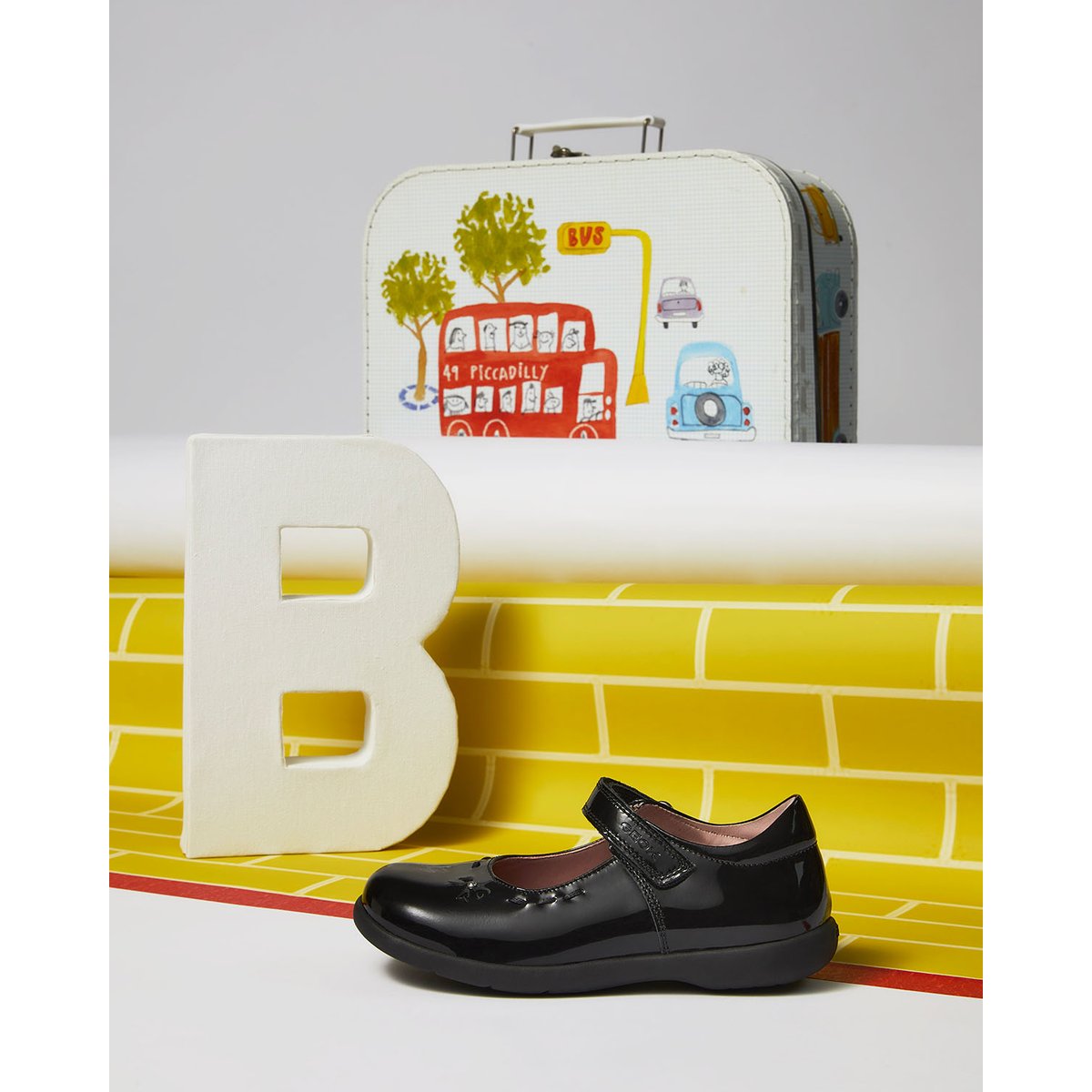 Chaussures Pour Uniforme J NAIMARA noir, GEOX