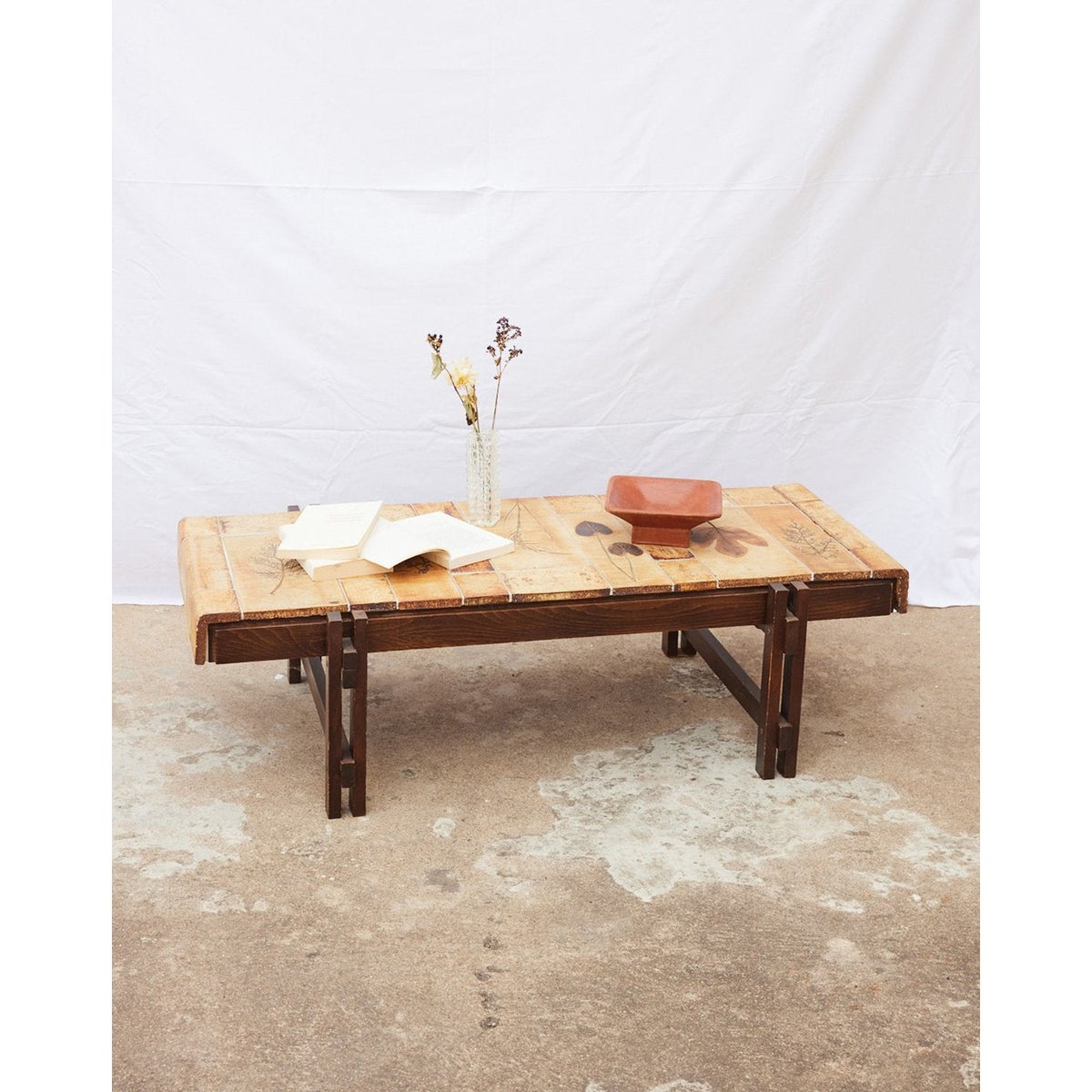 Table basse design Marie-Pierre N°87 - Bon état bois foncé, DEBONGOUT