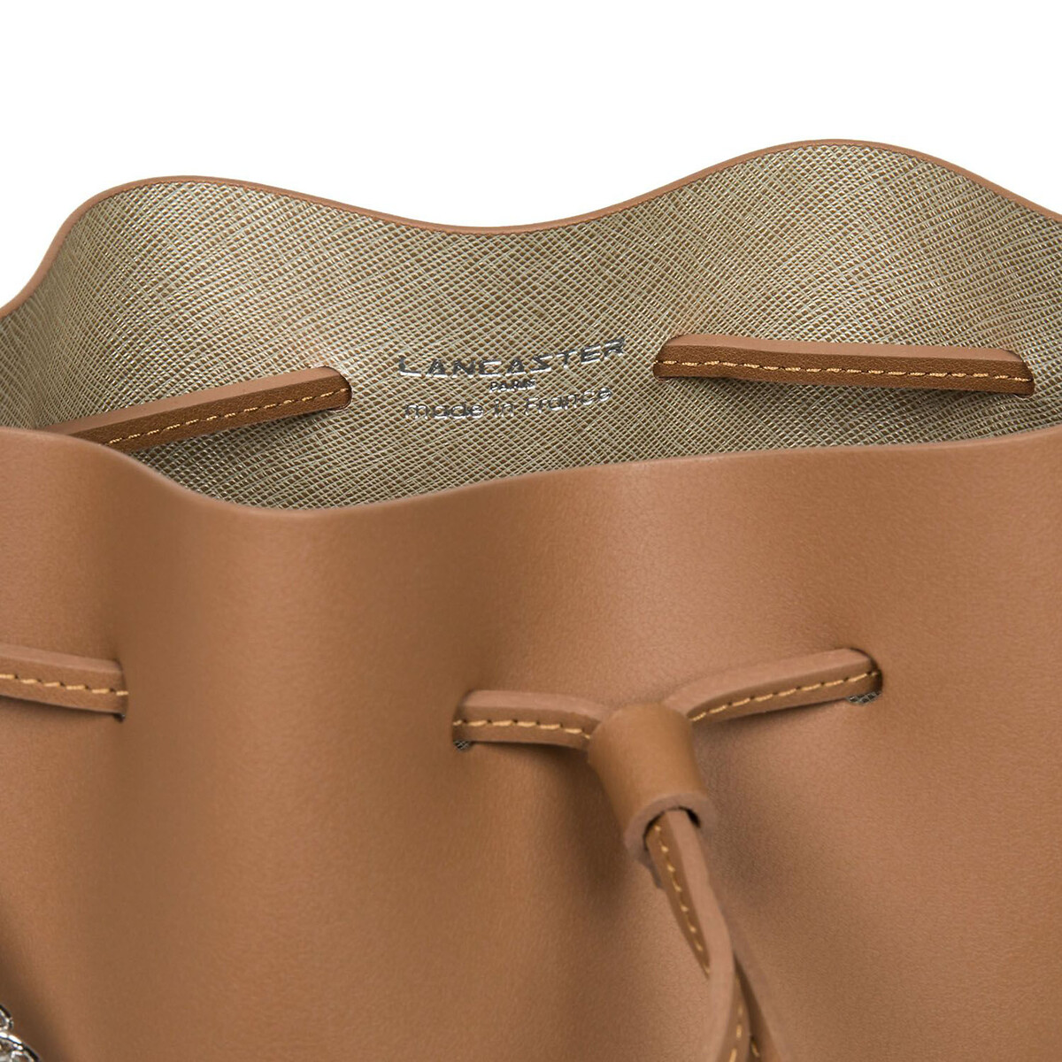 Petit sac seau en cuir PUR & ÉLÉMENT camel, LANCASTER