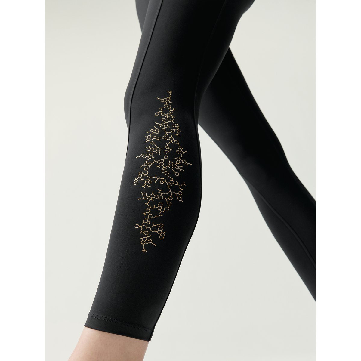 Legging de sport femme Isla Taille extra haute avec poches noir profond, BORN