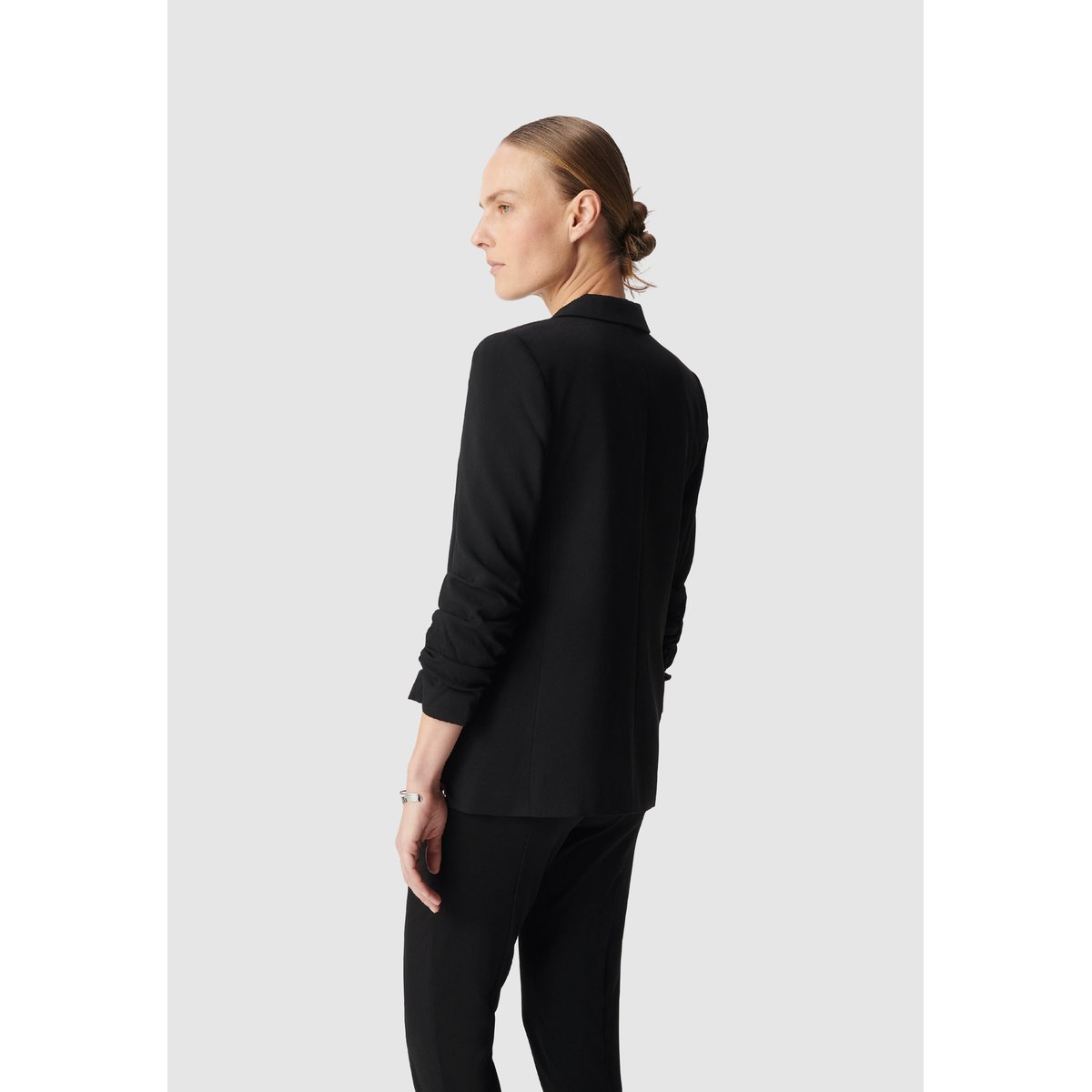 Veste tailleur en crêpe noir, IKKS