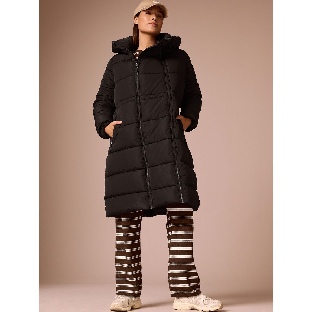 Long manteau rembourré à capuche maternité noir, NEXT