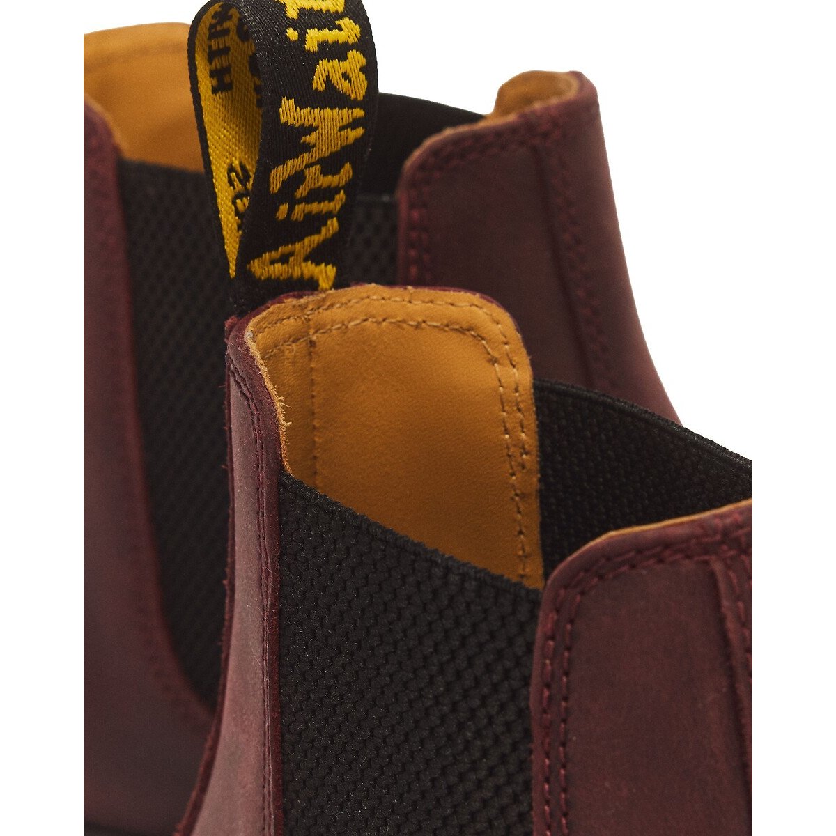 2976 YS Chelsea boots in Crazy Horse leather dark red, DR. MARTENS