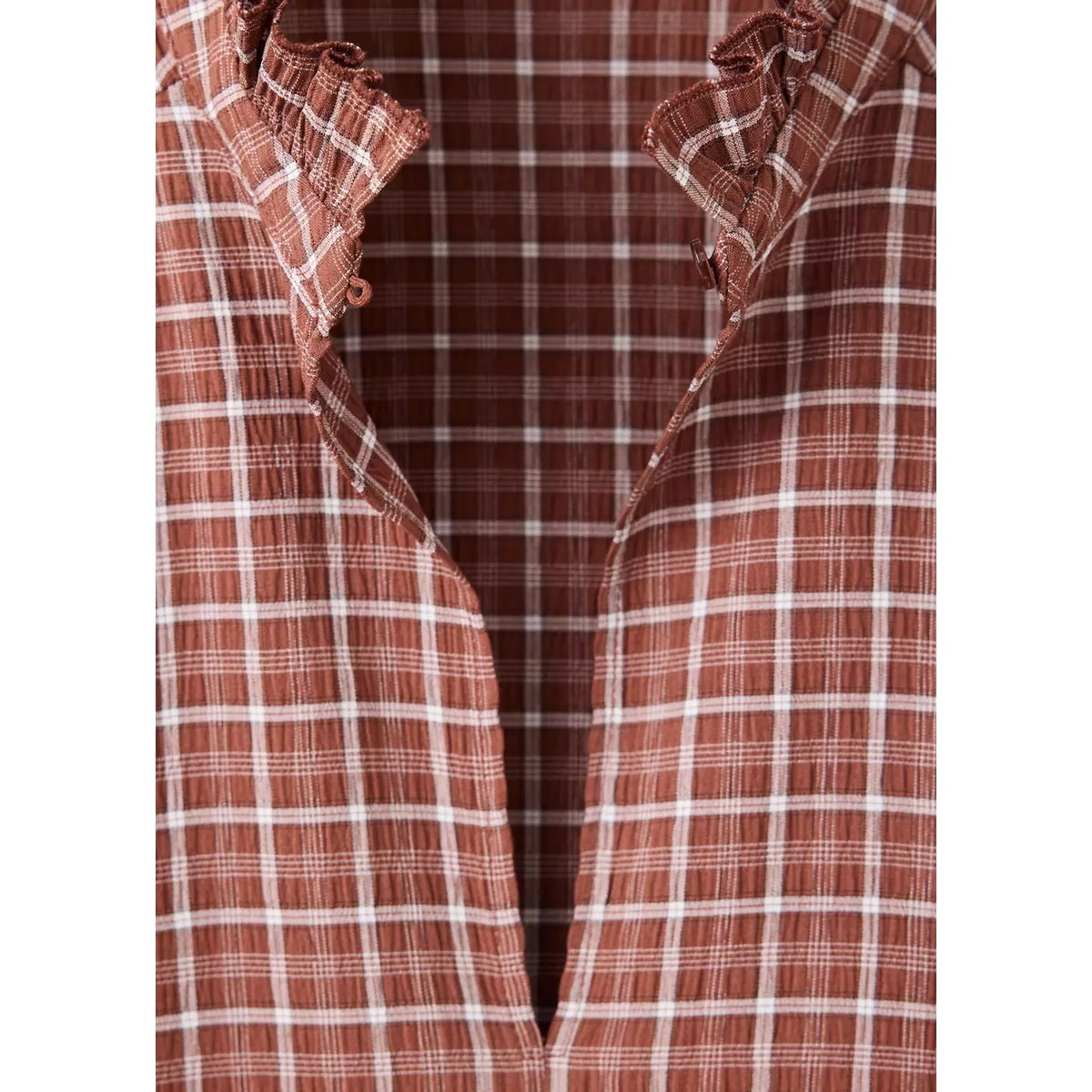 Blouse à carreaux col en V marron, MANGO