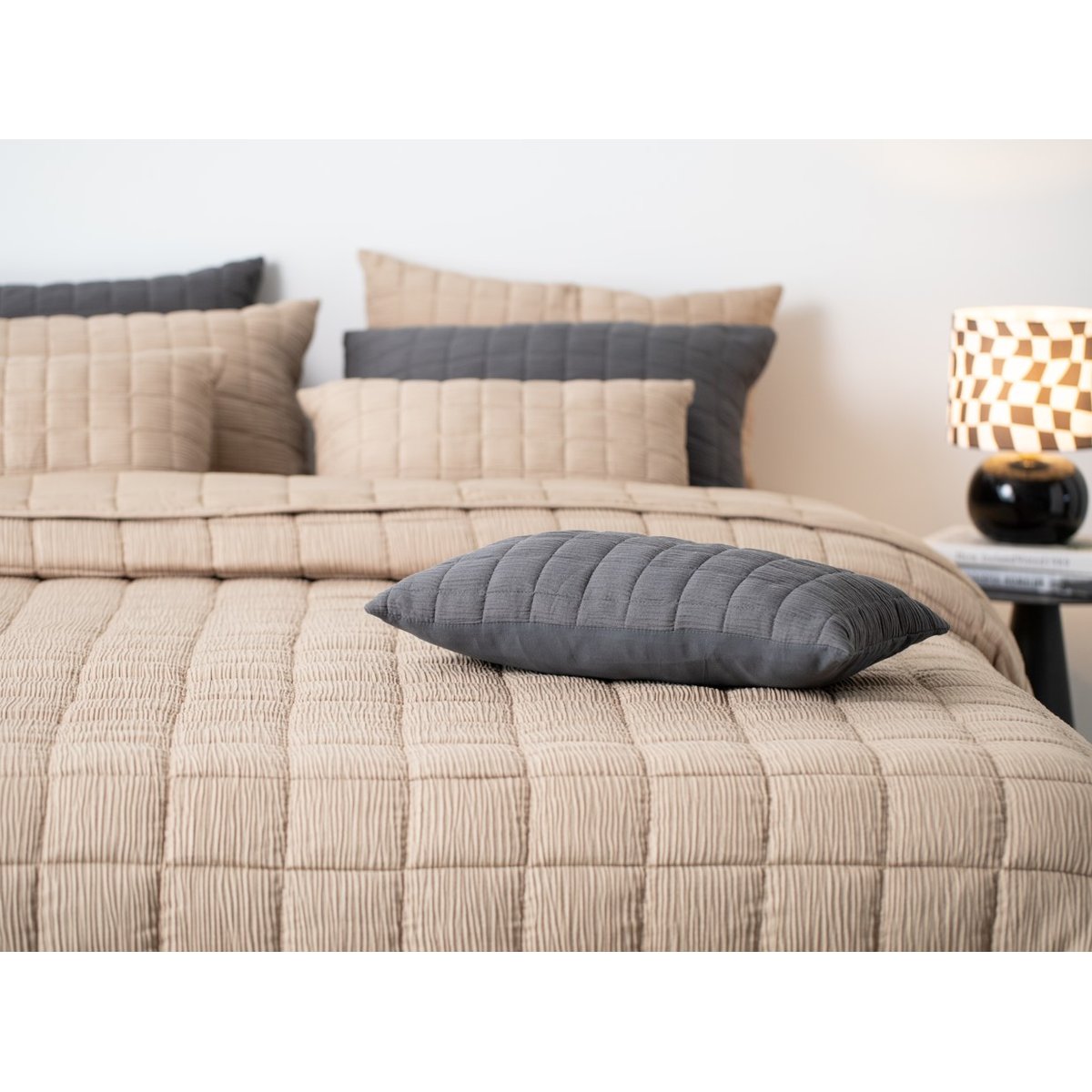 Housse de coussin Reza anthracite, DUTCH DECOR