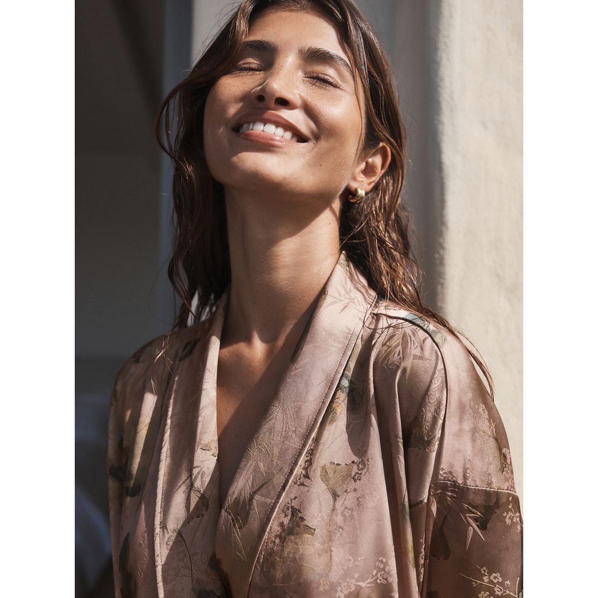 Robe de chambre en satin jacquard floral rose clair, NEXT