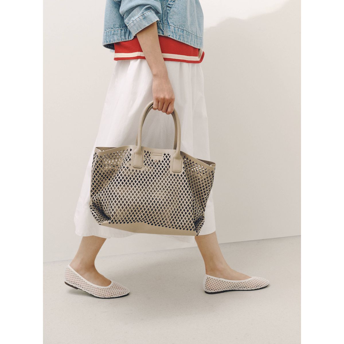 Sac à main découpé au laser taupe, NEXT
