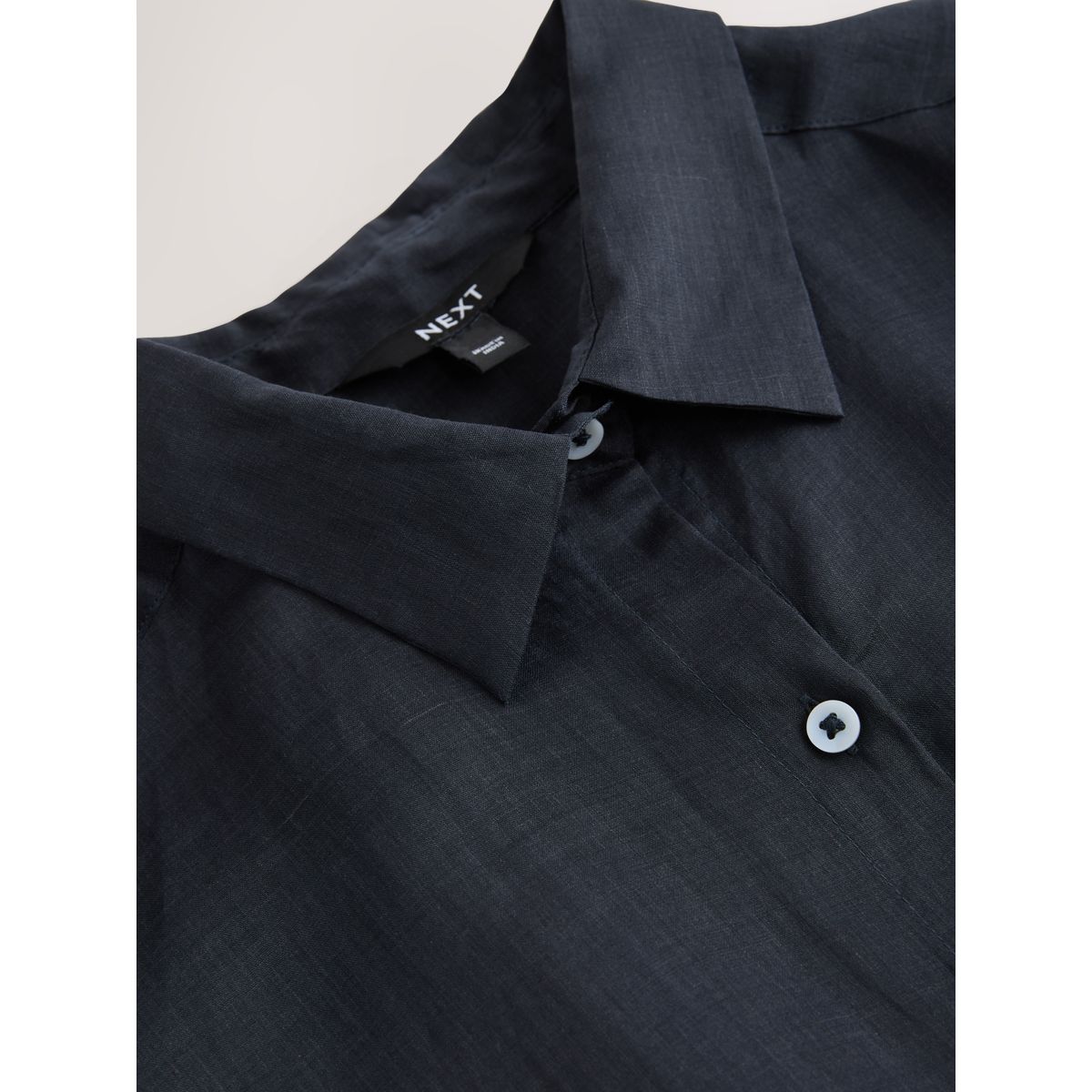 Robe chemise mi-longue avec ramie bleu marine, NEXT