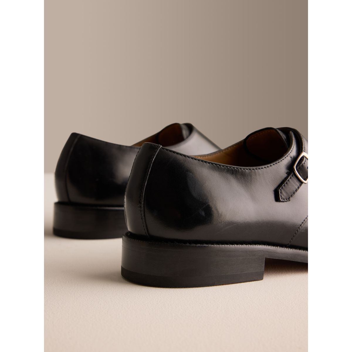 Chaussures richelieu à boucles/semelle cuir signature noir, NEXT