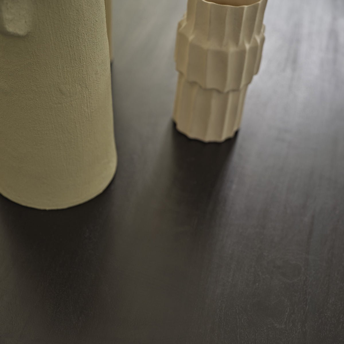 Table en bois de manguier et cannage 6 pers. BLAISE noir, BERAH GETAH