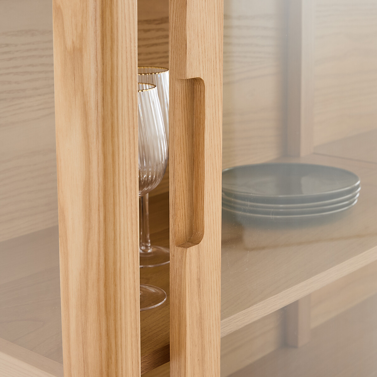 Vitrine en frêne massif et placage chêne, 4 portes, hauteur 180 cm, Tress coloris chêne, LA REDOUTE INTERIEURS