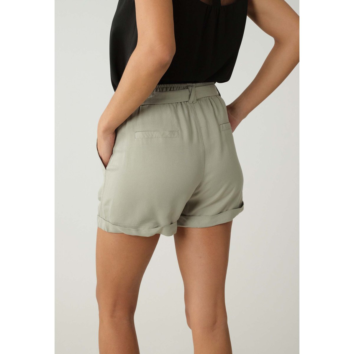 Short en viscose MERIDA tilleul, DEELUXE