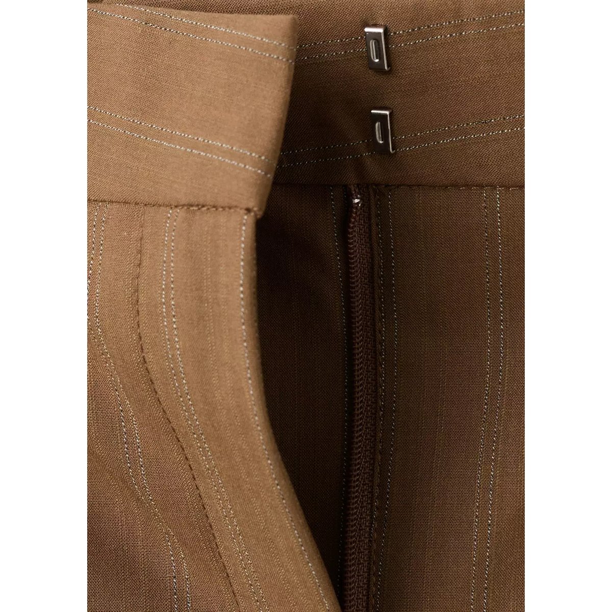 Pantalon de costume fines rayures caramel, MANGO
