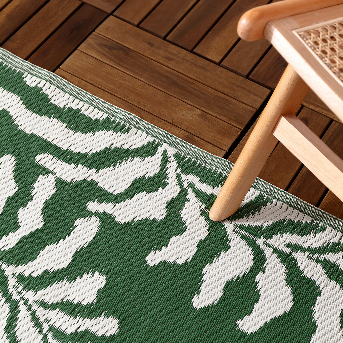 Tocorico Recycled Indoor/Outdoor Rug green, FURN.