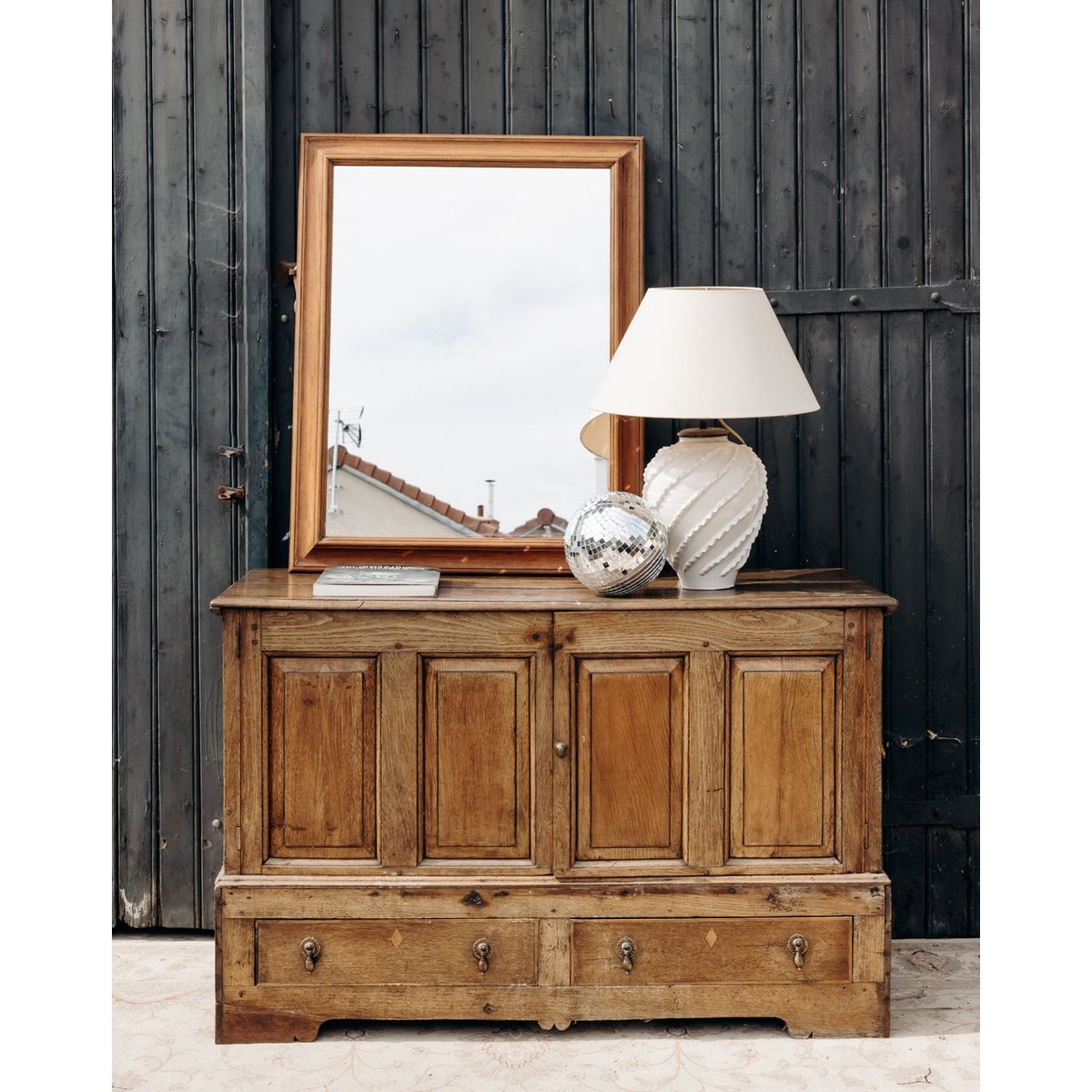 Buffet rustique massif Gilbert N°1696 - Bon état bois foncé, DEBONGOUT