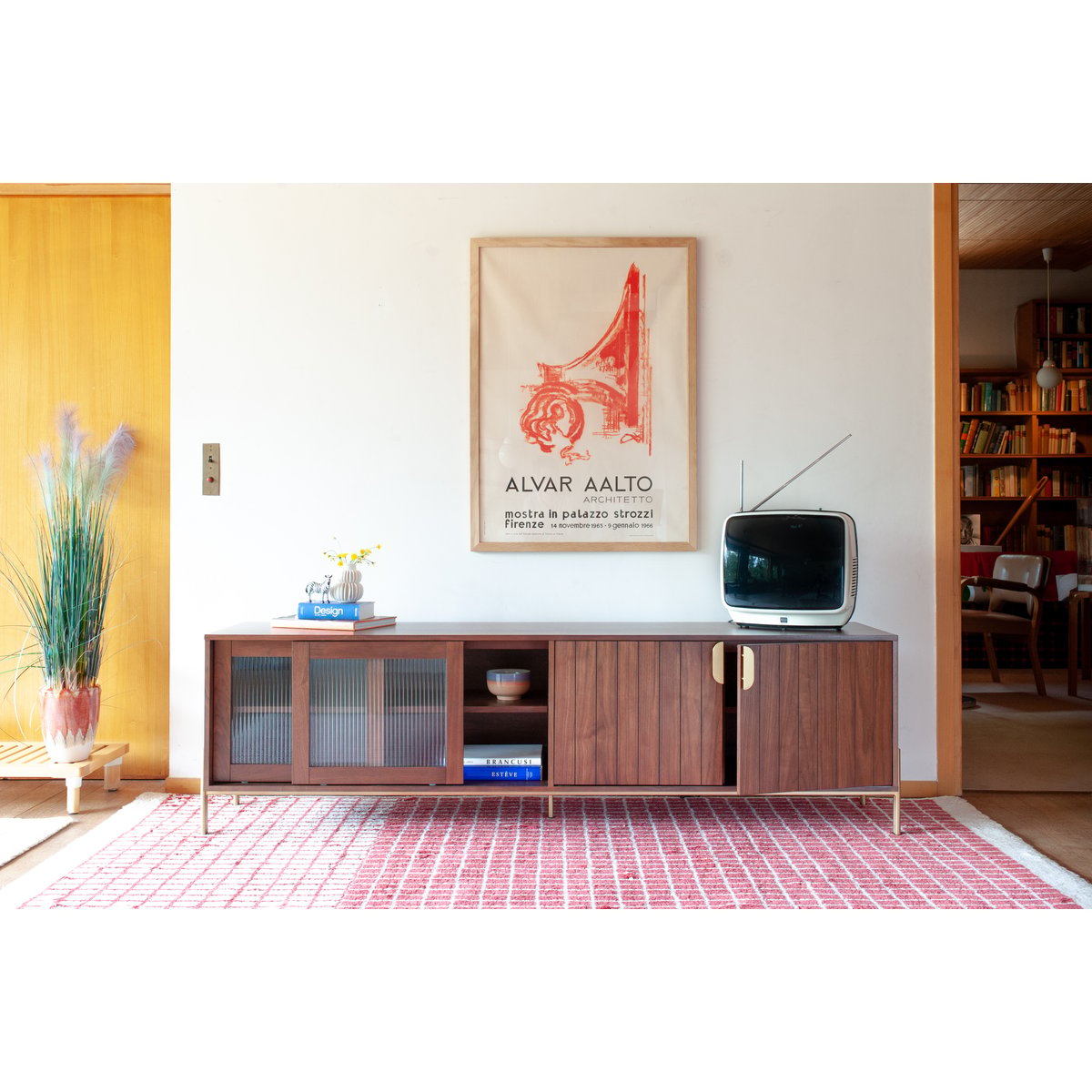 Meuble TV en noyer plaqué AURORA bois foncé, PRODUIT INTERIEUR BRUT