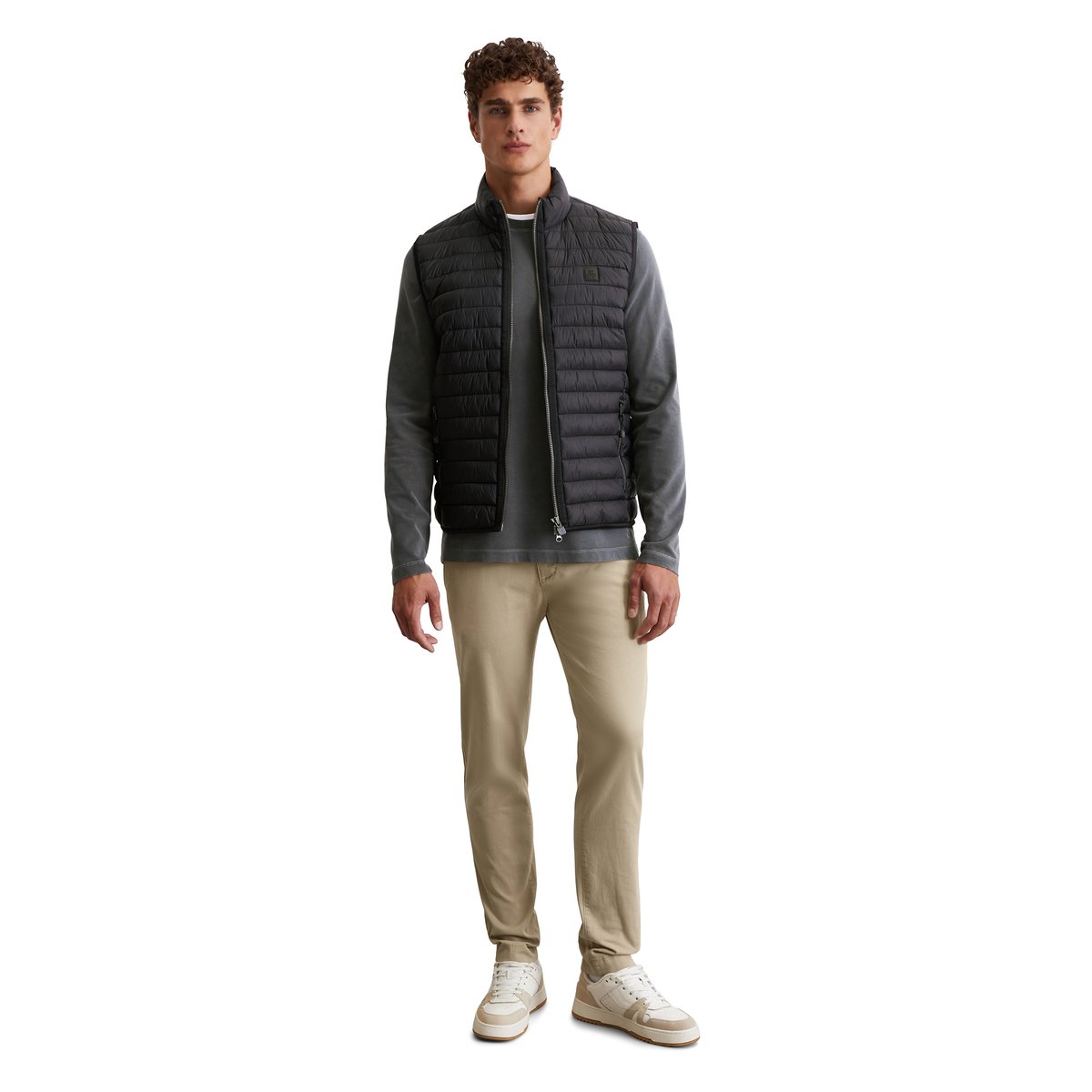 Gilet matelassé regular en matériau recyclé noir, MARC O'POLO