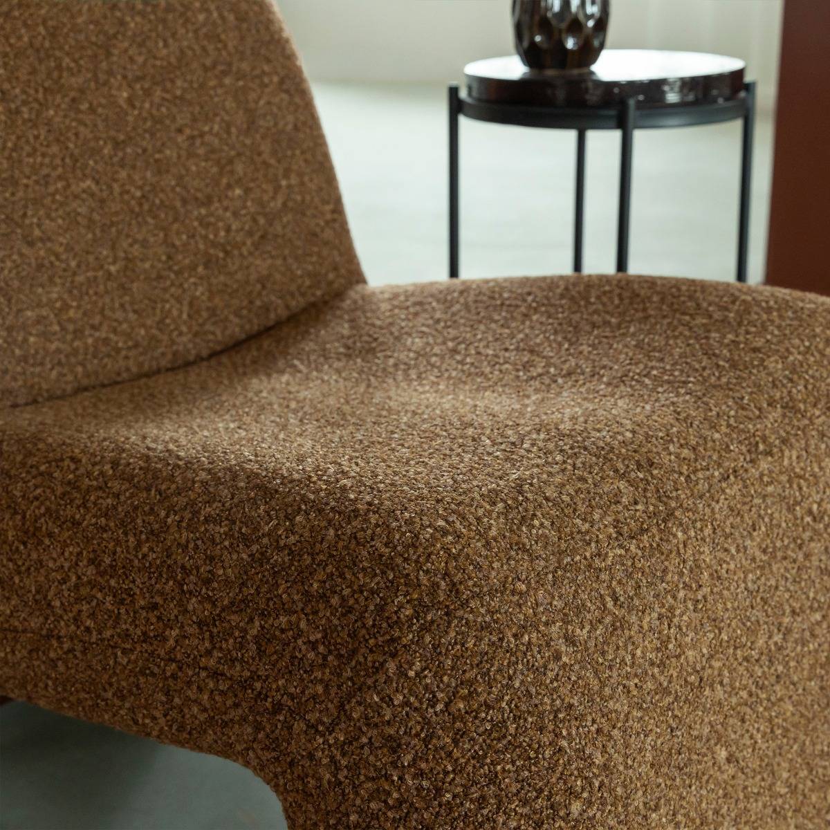 Fauteuil en tissu bouclette LUDOVIC marron, MADE IN MEUBLES 
