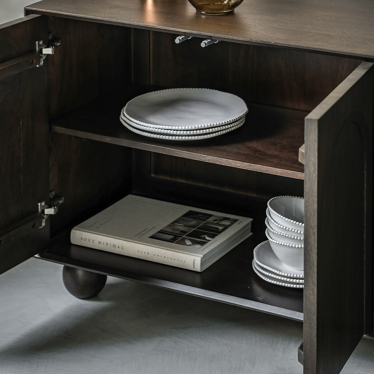Akron Arch Large Mango Wood Sideboard with Ball Feet brown , ÉDITÉ