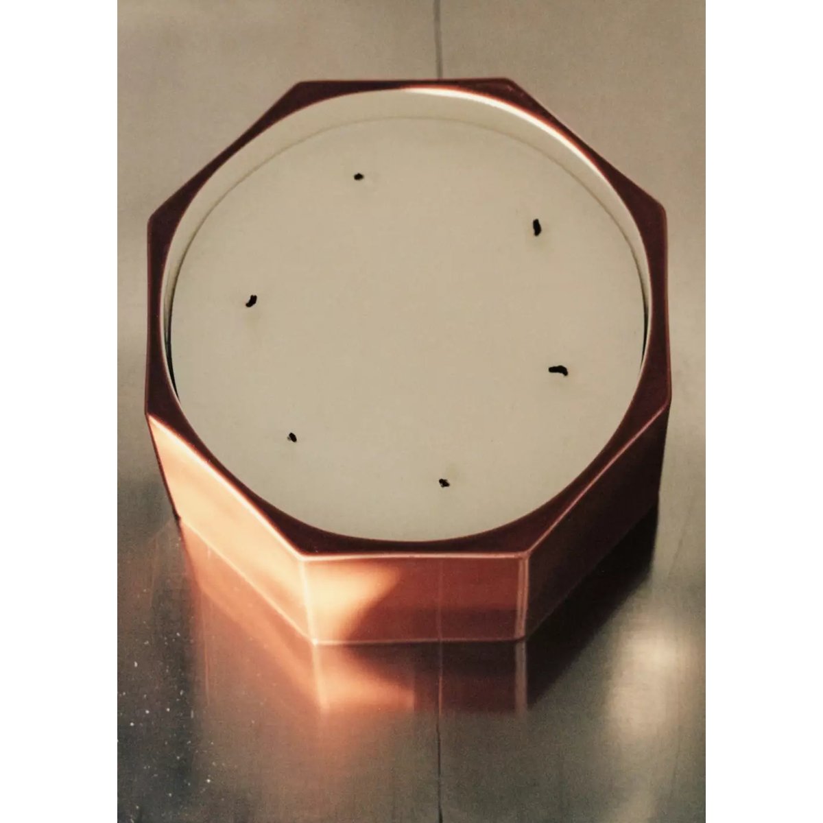 Bougie décorative en céramique hexagonale rouge-orangé, MANGO HOME