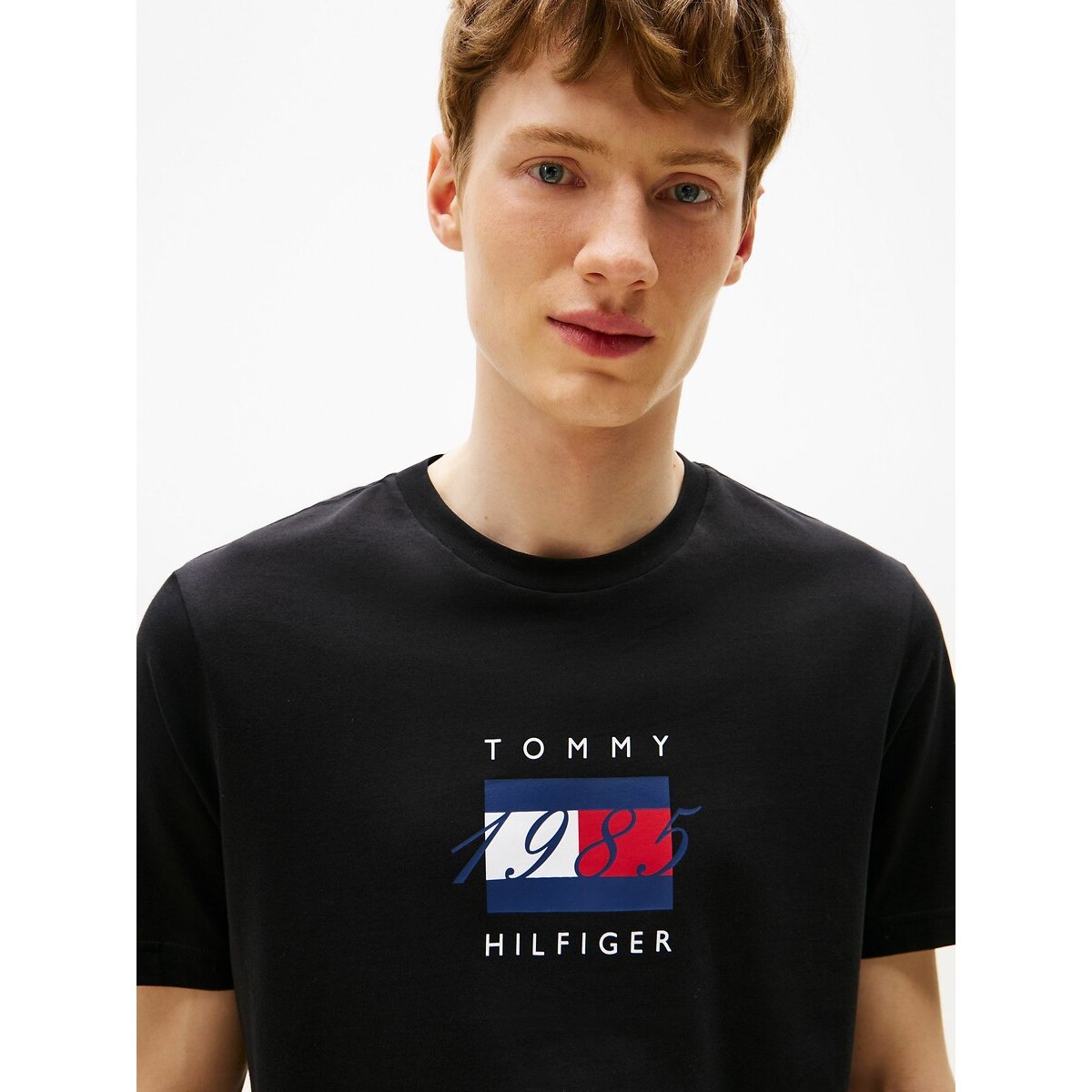 T-shirt manches courtes Linear Flag noir, TOMMY HILFIGER