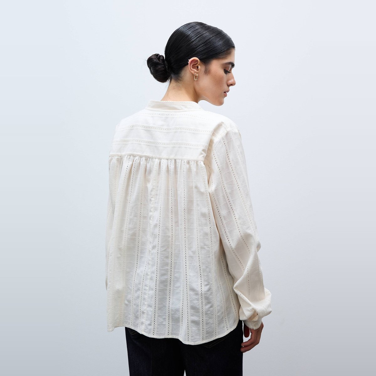Blouse manches longues en dentelle en coton ecru, MONOPRIX