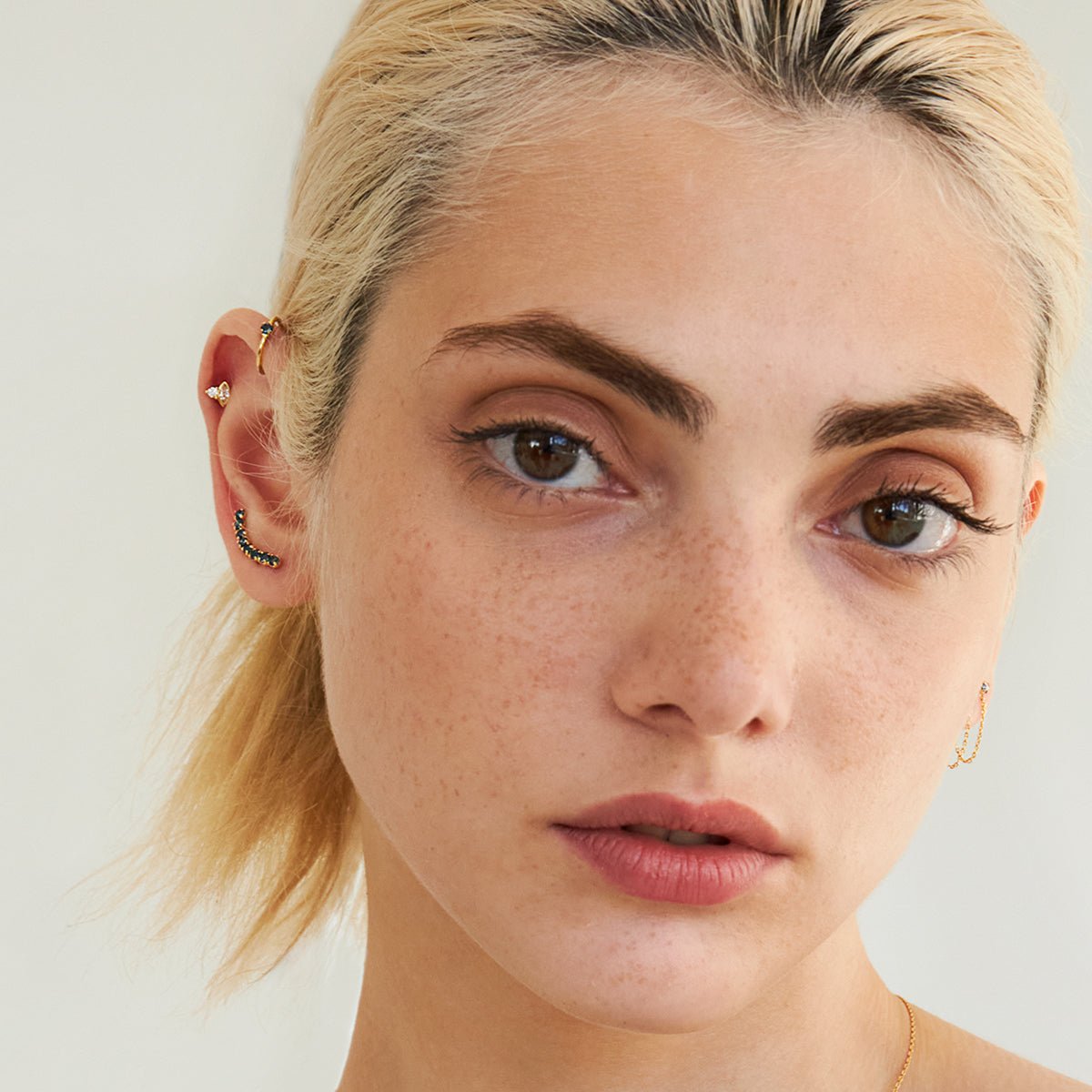 Dessus d'oreille doré vintage rose - paris cristal rose, CAROLINE NAJMAN