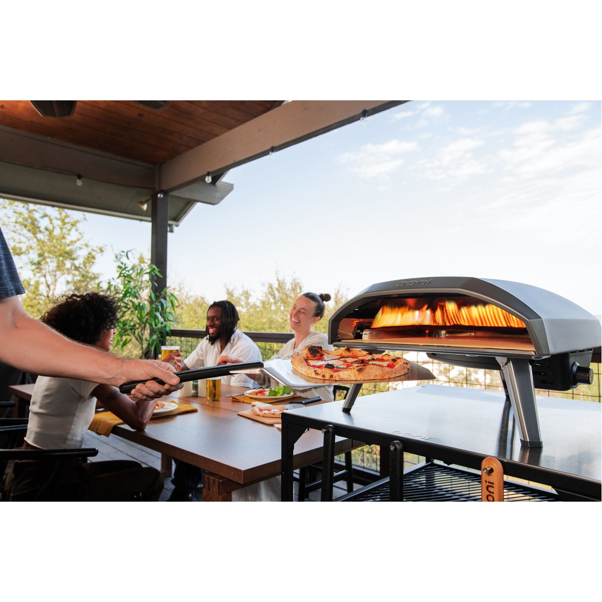 Four à pizza gaz Koda 16 noir pizza 40 cm, préchauffage 20 min, de 155 à 500°C couleur unique, OONI